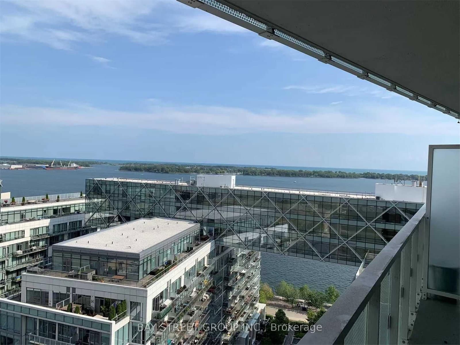 1810 - 15 Queens Quay, Toronto, ON