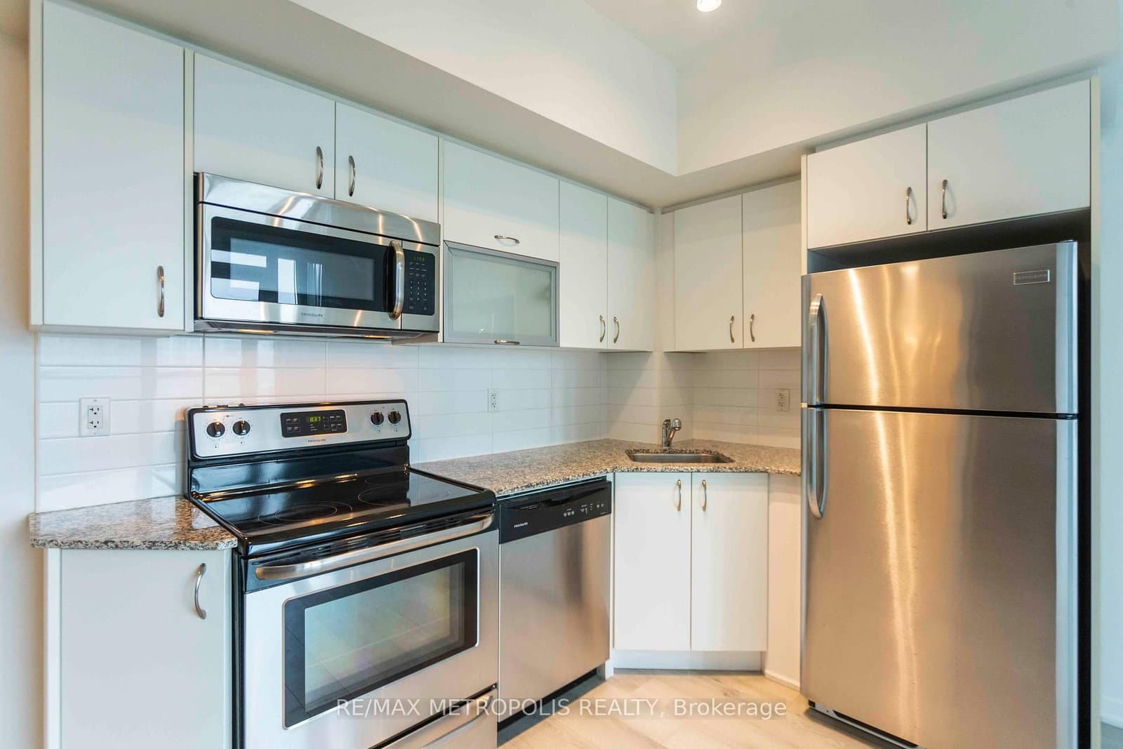 717 - 55 East Liberty Street, Toronto, ON — photo 2