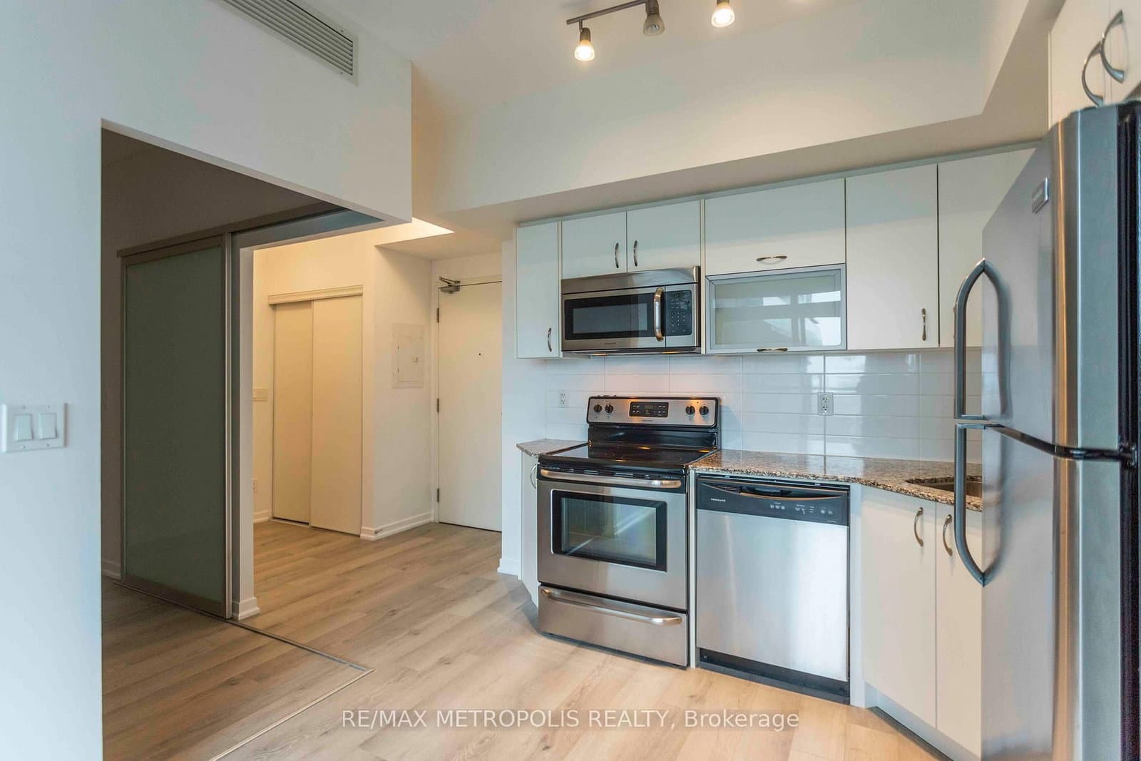 717 - 55 East Liberty Street, Toronto, ON — photo 3