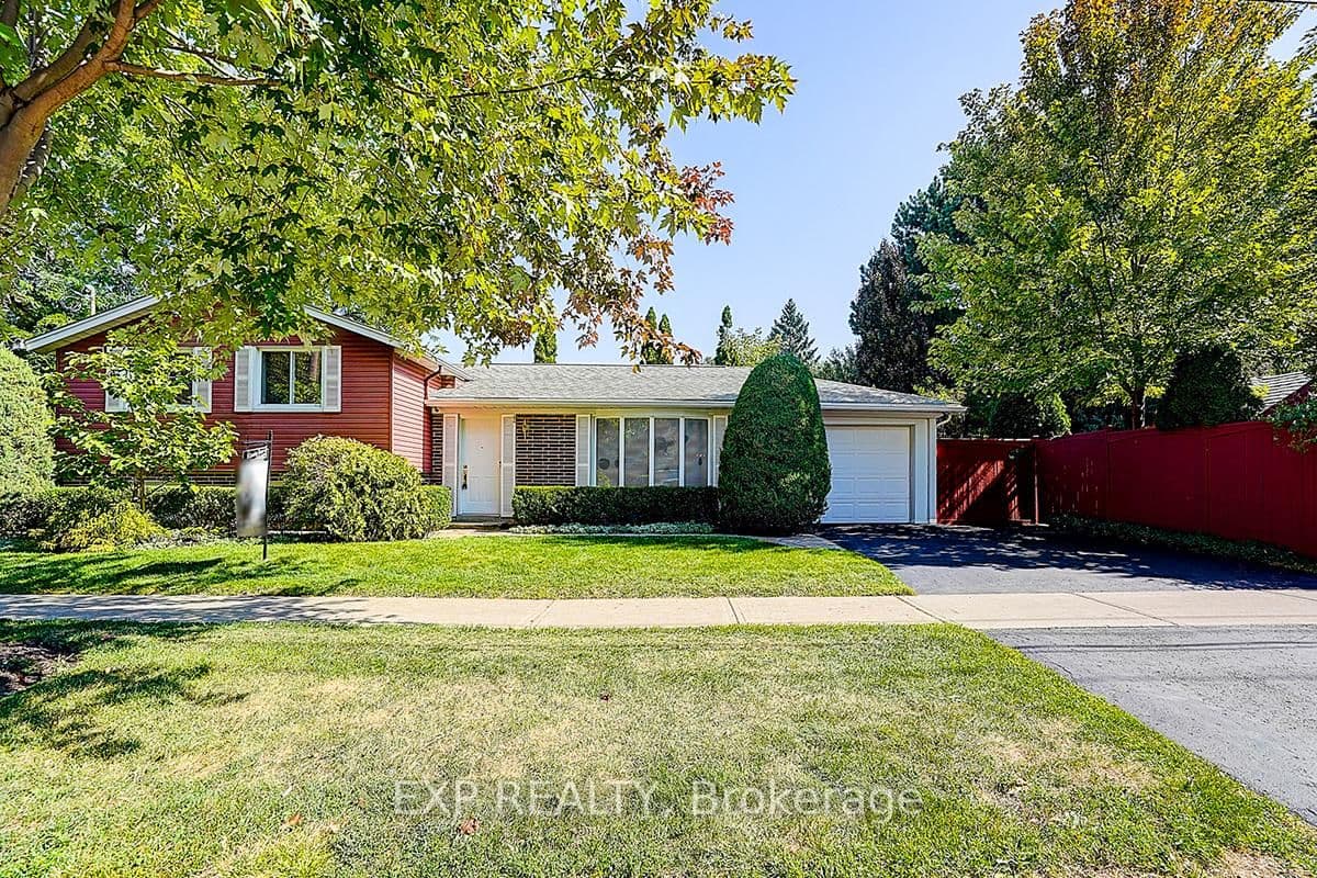 62 Kempsell Crescent, Toronto, ON