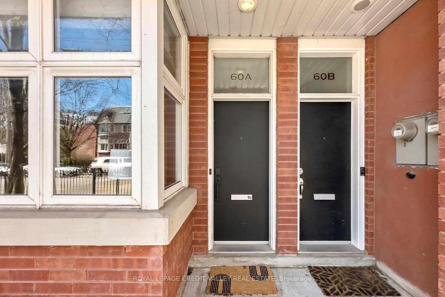 60A Tecumseth Street, Toronto, ON — photo 2