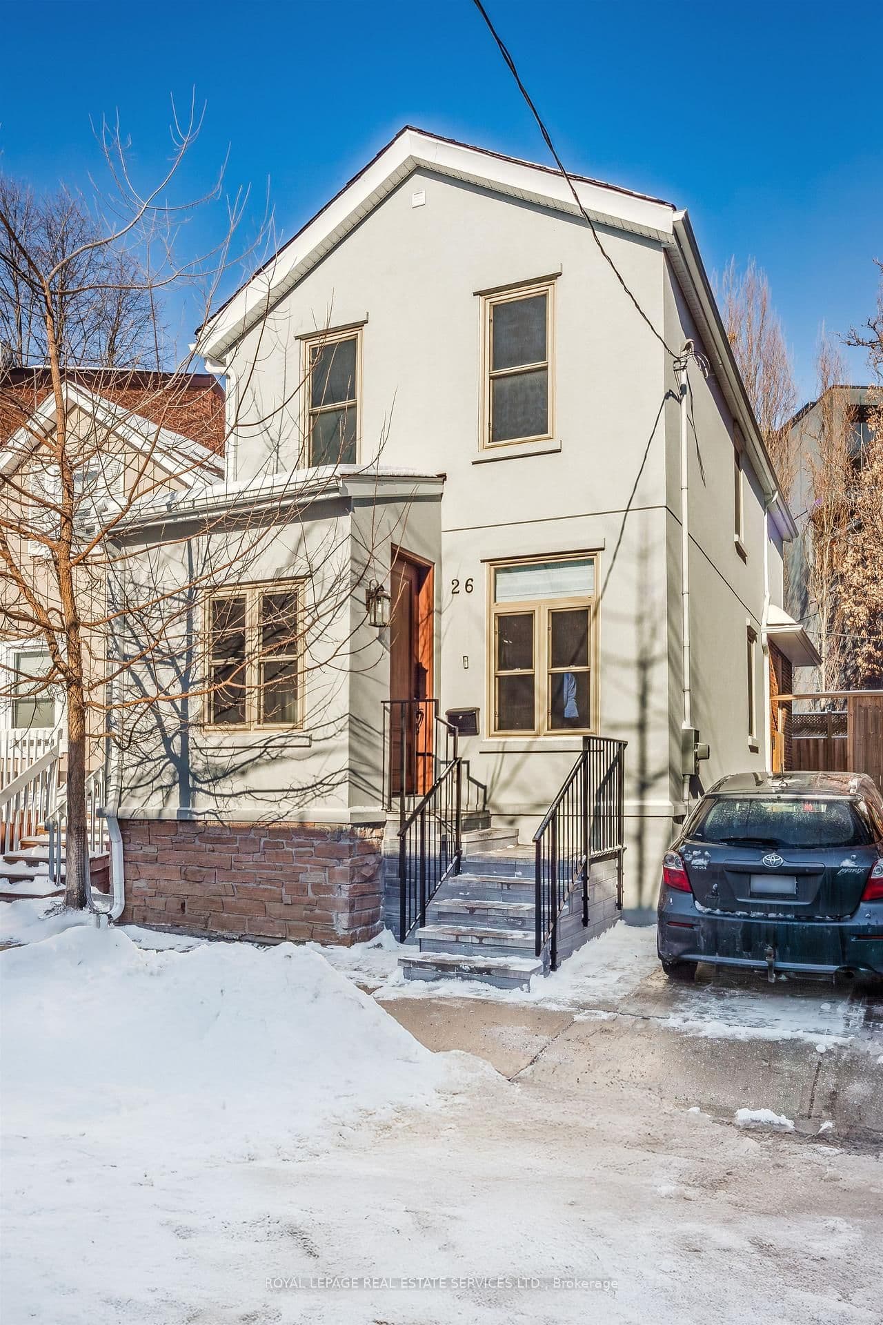 26 Bishop Street, Toronto, ON