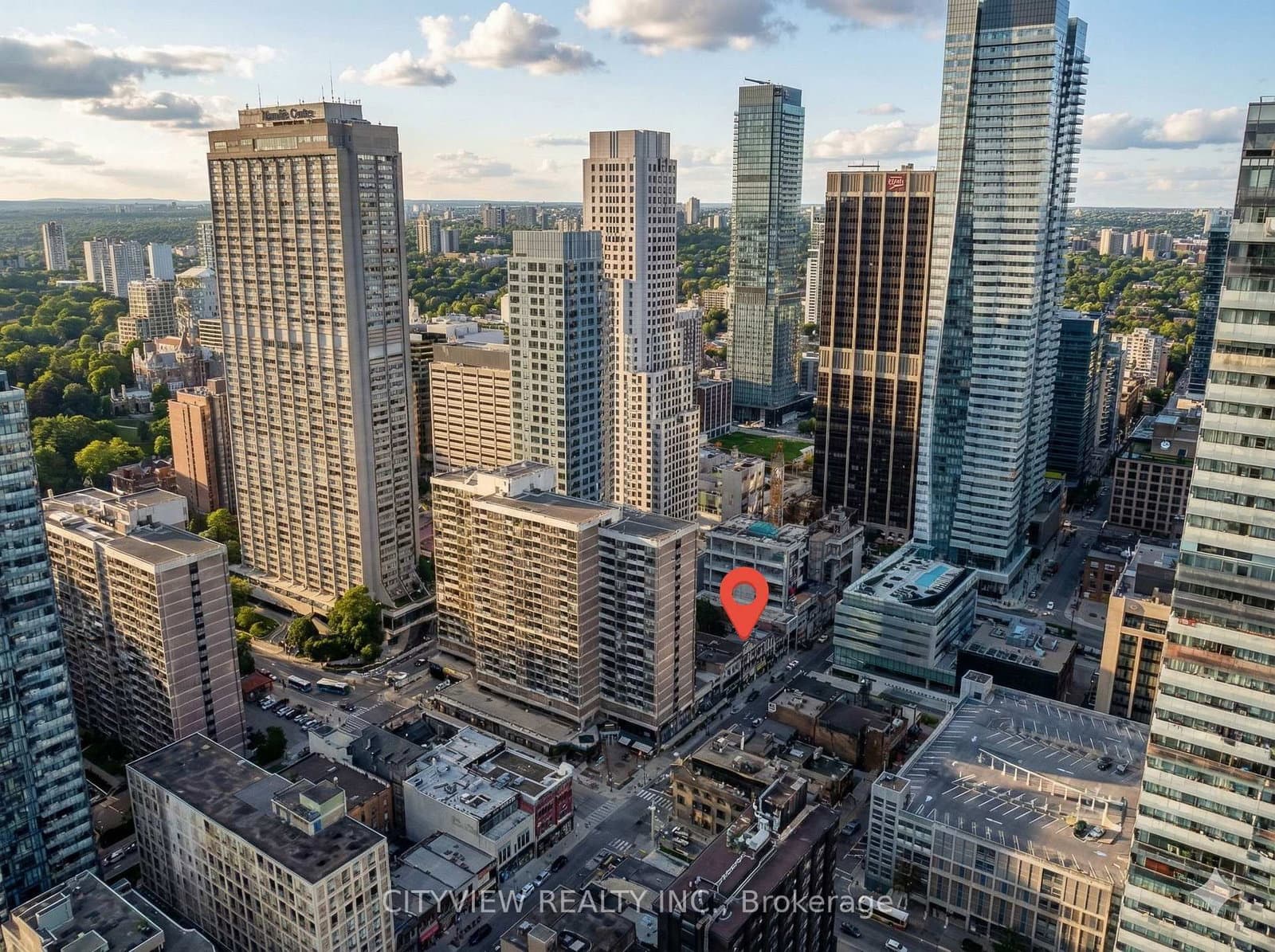 756 Yonge Street, Toronto, ON