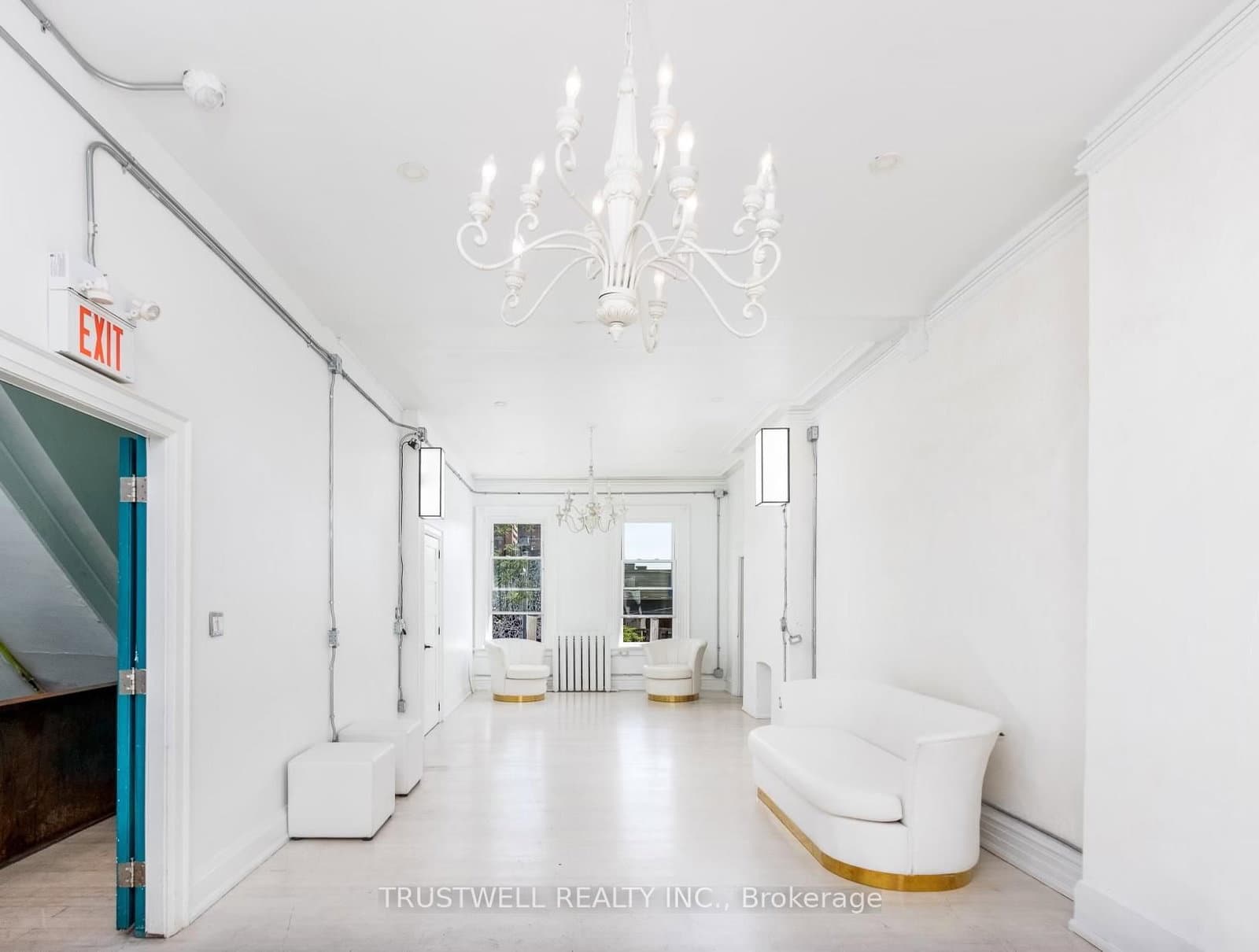 2nd Floor - 434 College Street, Toronto, ON