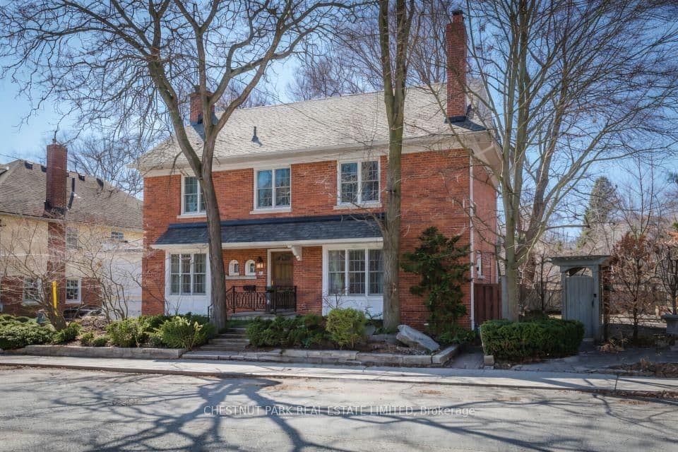 56 Poplar Plains Road, Toronto, ON — photo 2