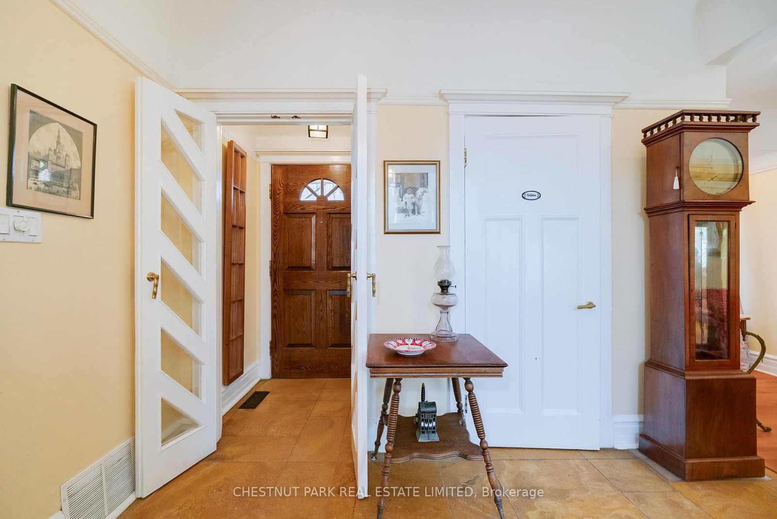 56 Poplar Plains Road, Toronto, ON — photo 3