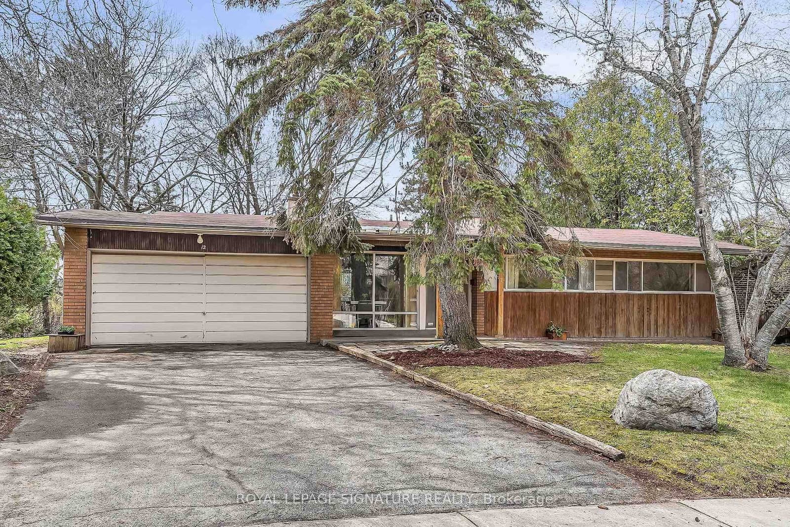 12 Ruden Crescent, Toronto, ON — photo 2