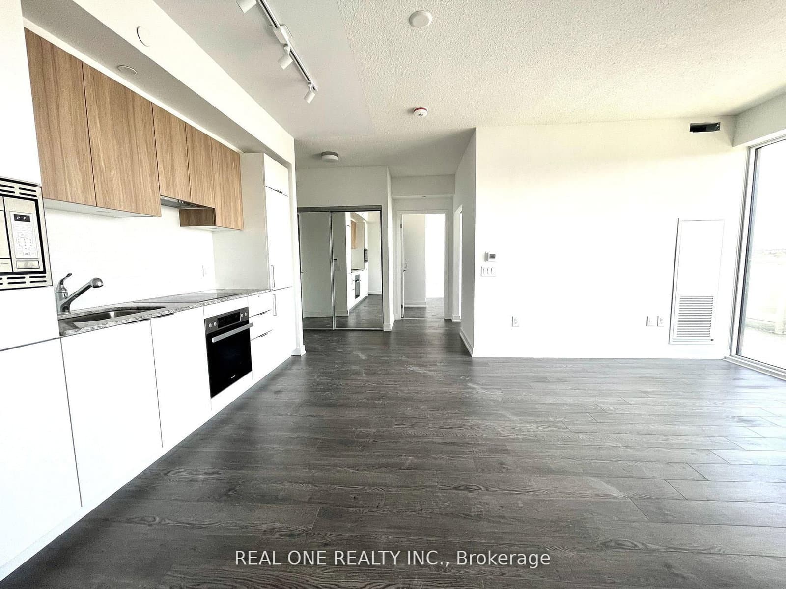 310 - 50 O'Neill Road, Toronto, ON — photo 2