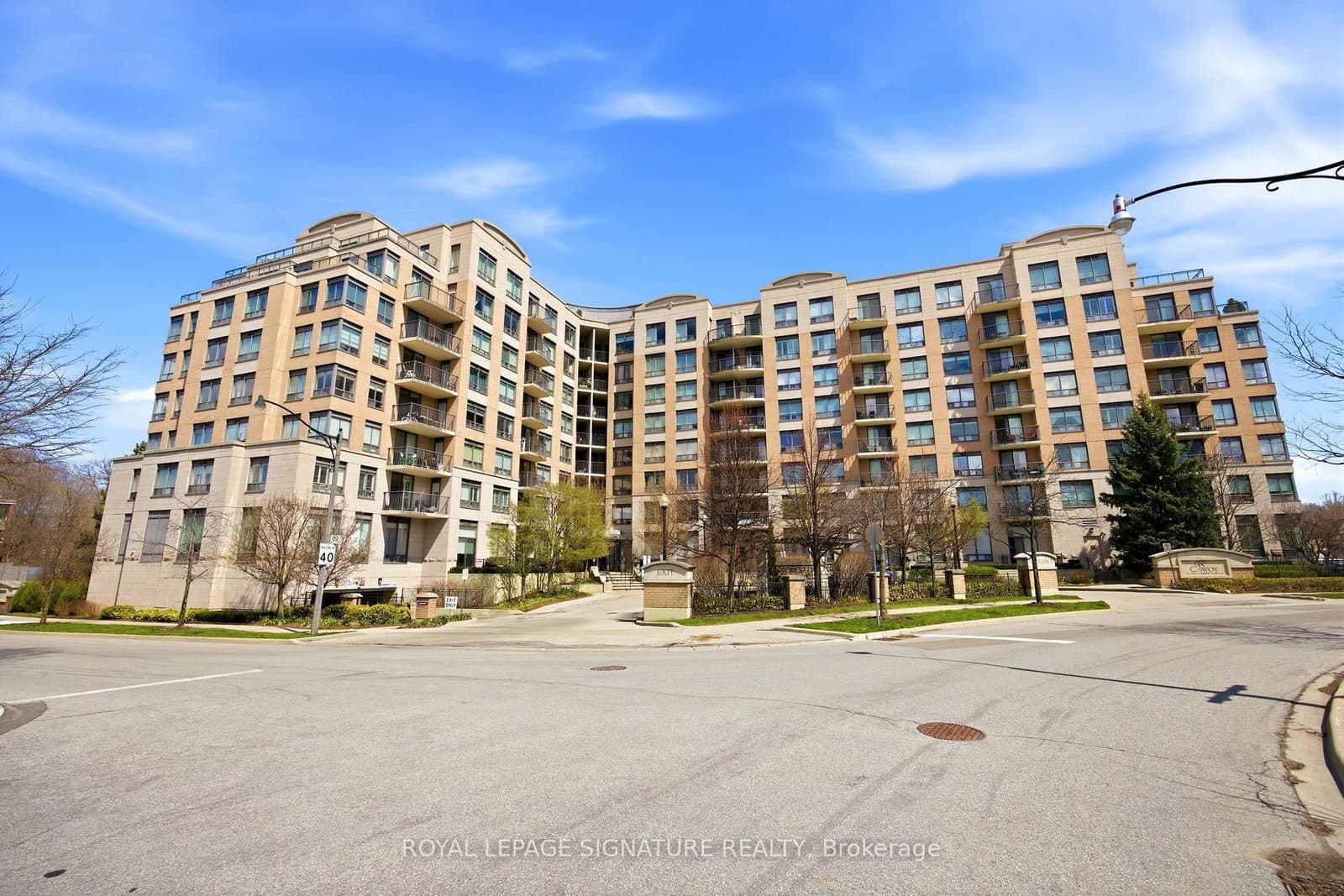 416 - 16 Dallimore Circle, Toronto, ON — photo 3