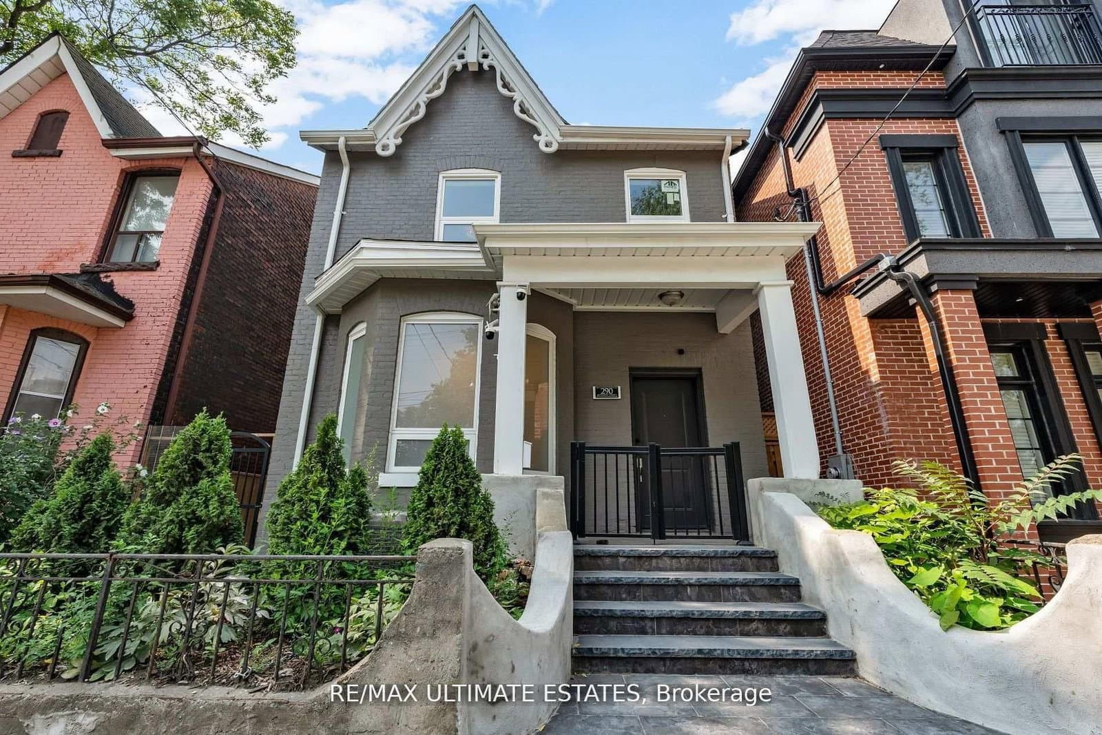 290 Bathurst Street, Toronto, ON — photo 2