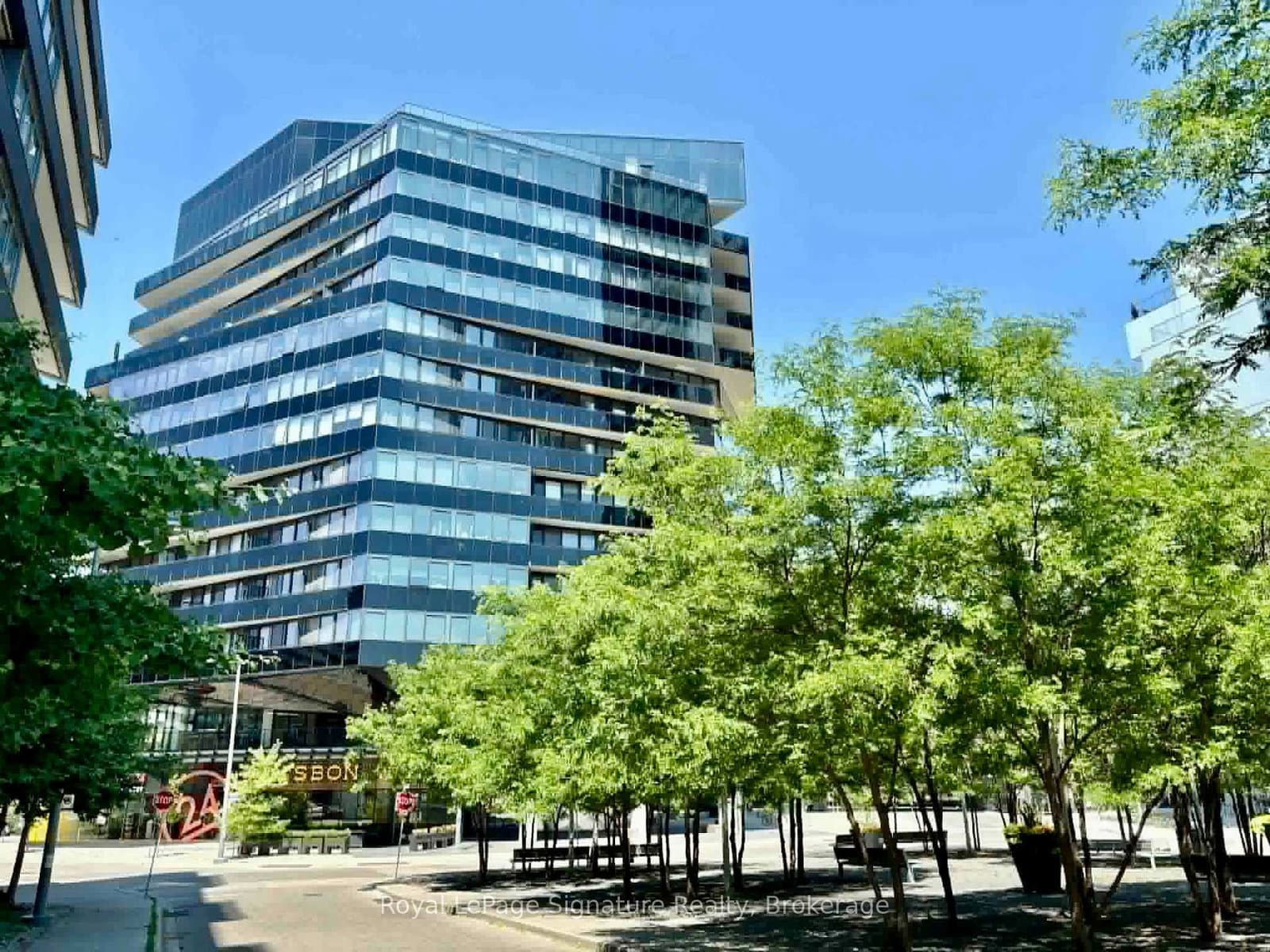 514 - 21 Lawren Harris Square, Toronto, ON