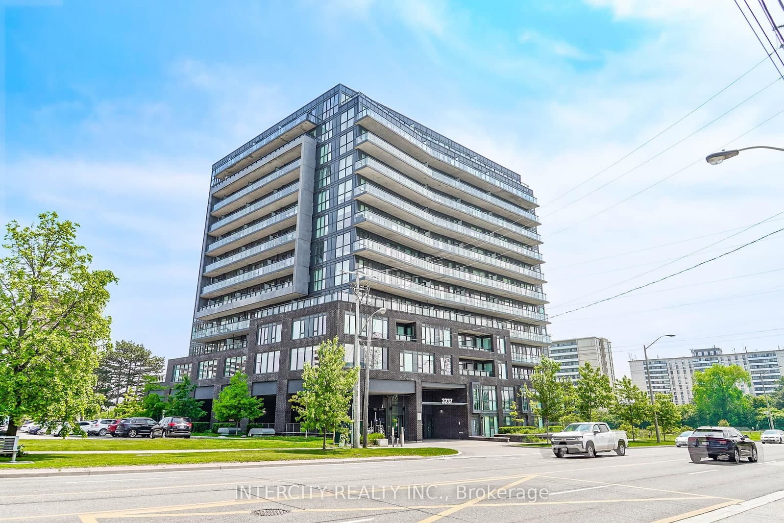 611 - 3237 Bayview Avenue, Toronto, ON — photo 2