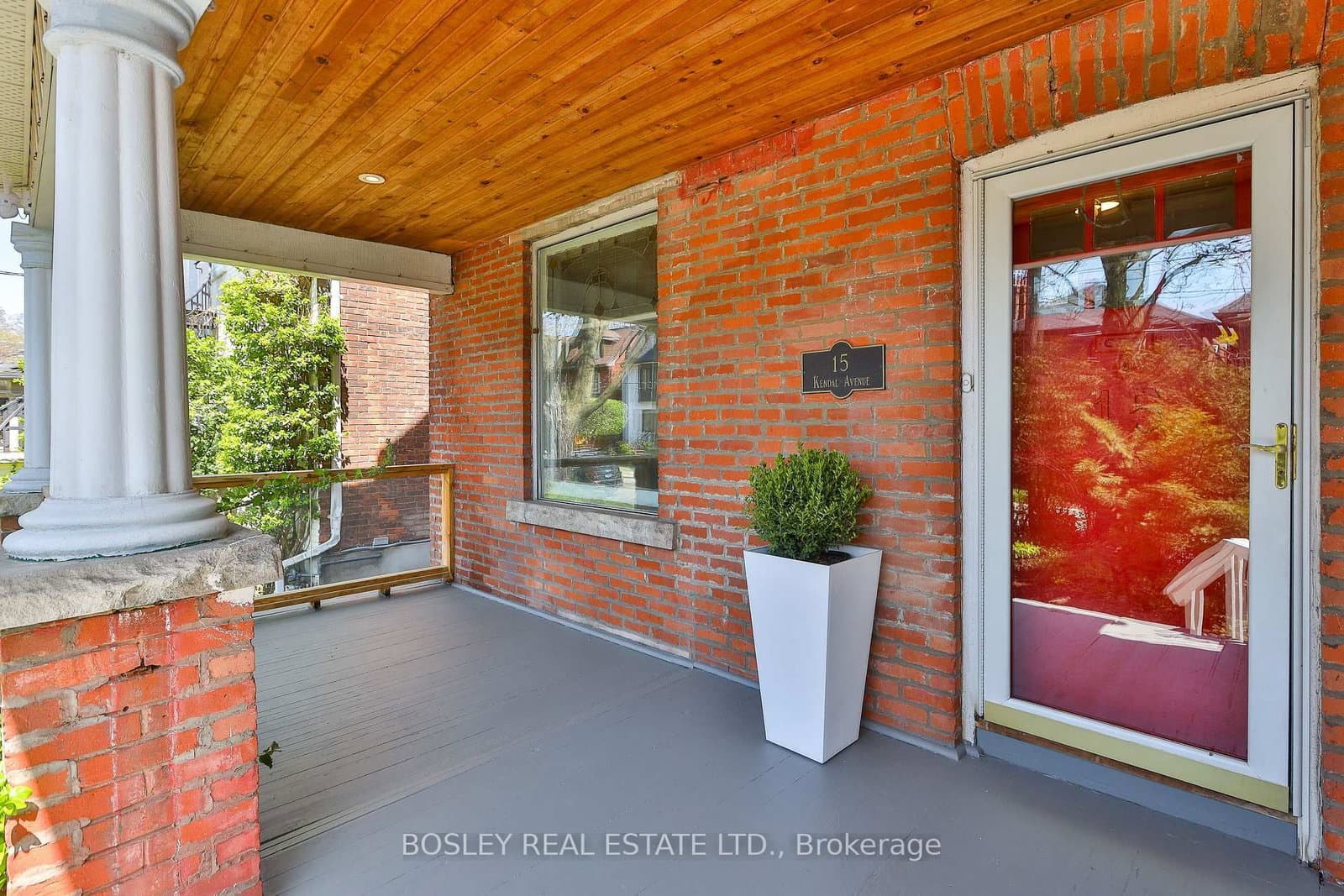 15 Kendal Avenue, Toronto, ON — photo 2
