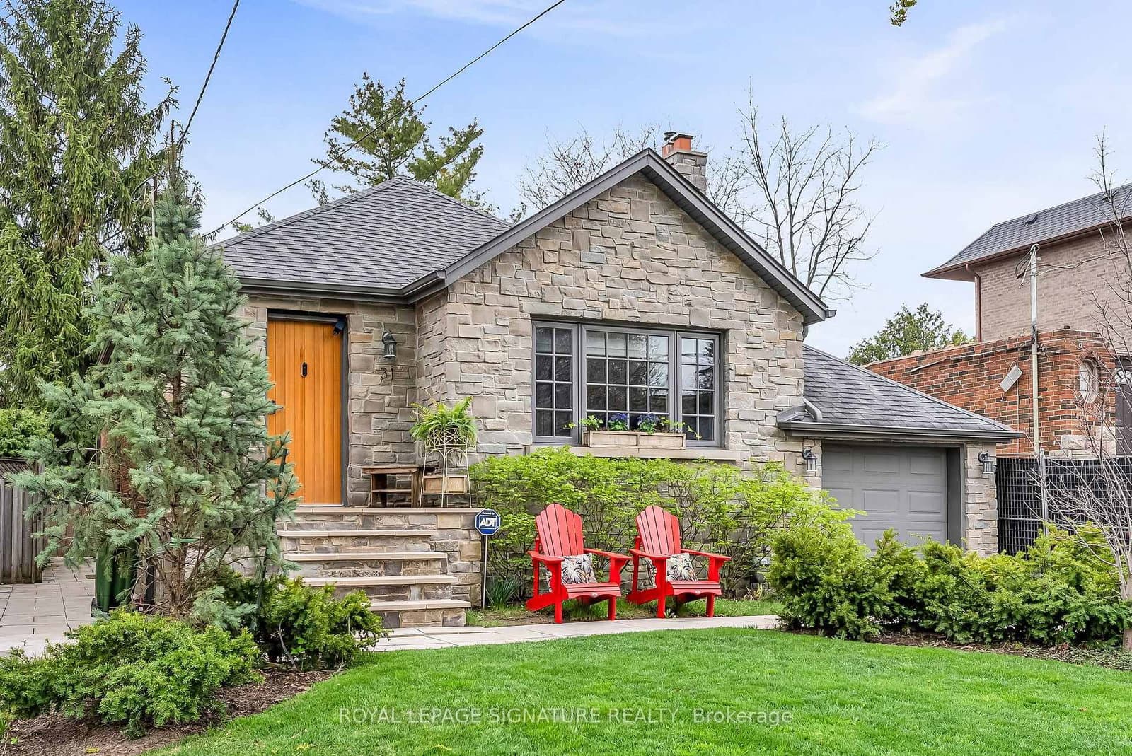 31 Burncrest Drive, Toronto, ON — photo 2