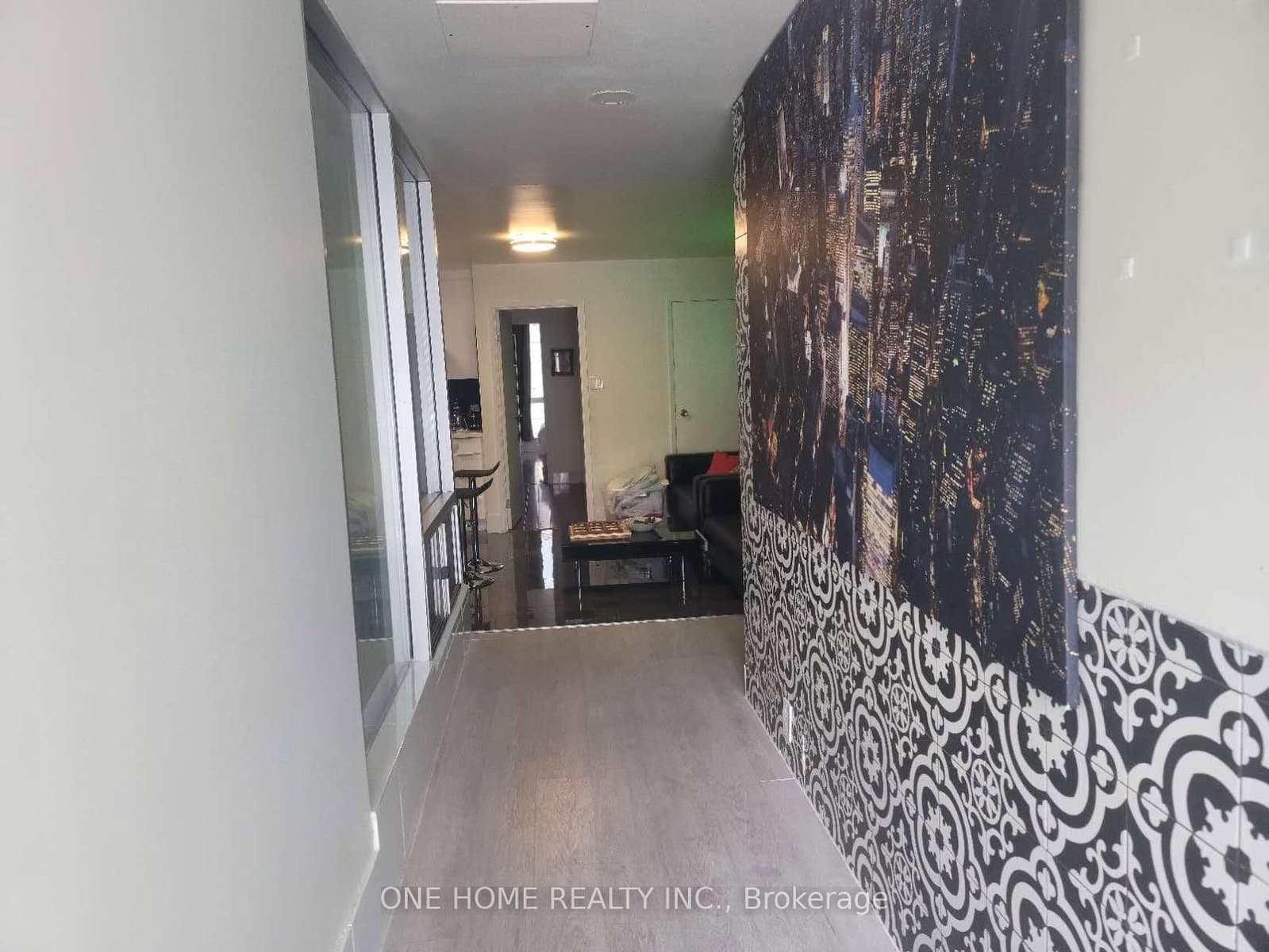 301 - 405 Dundas Street, Toronto, ON — photo 2