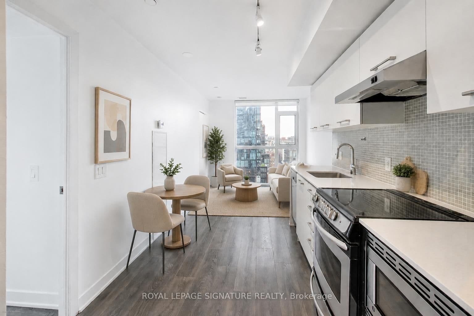 1203 - 87 Peter Street, Toronto, ON