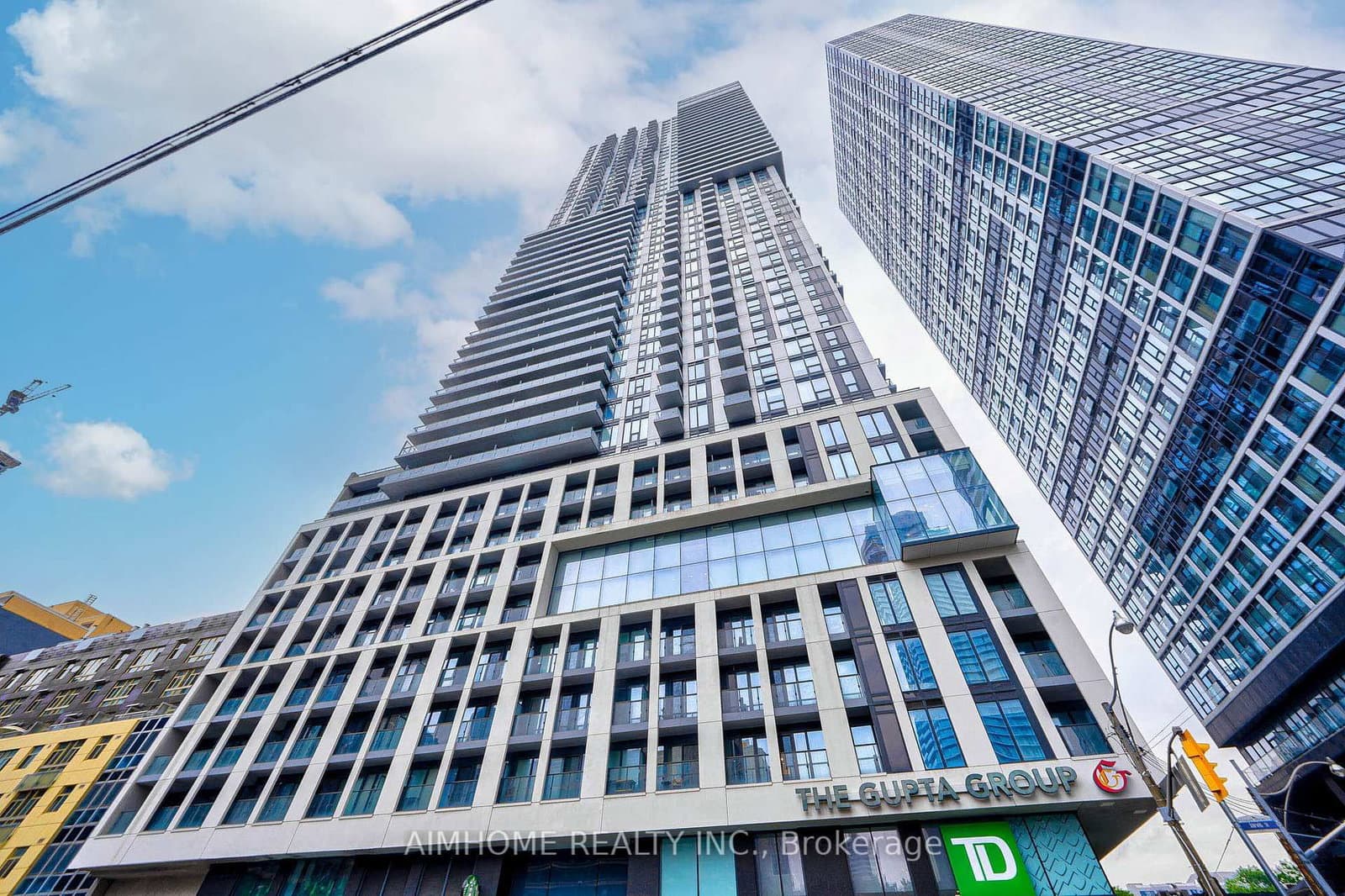 823 - 251 Jarvis Street, Toronto, ON