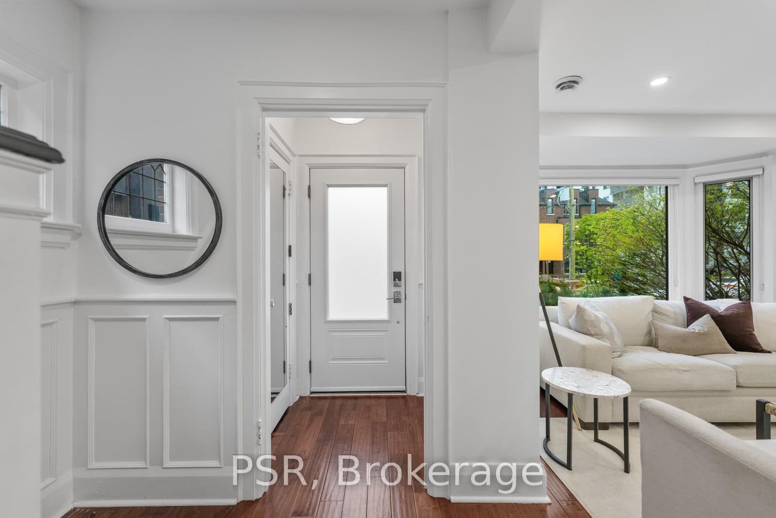 51 Camberwell Road, Toronto, ON — photo 3