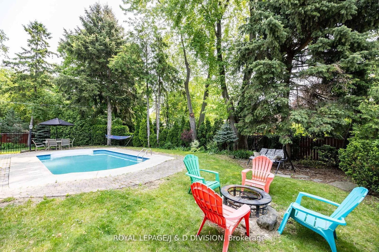 48 Greengrove Crescent, Toronto, ON — photo 2