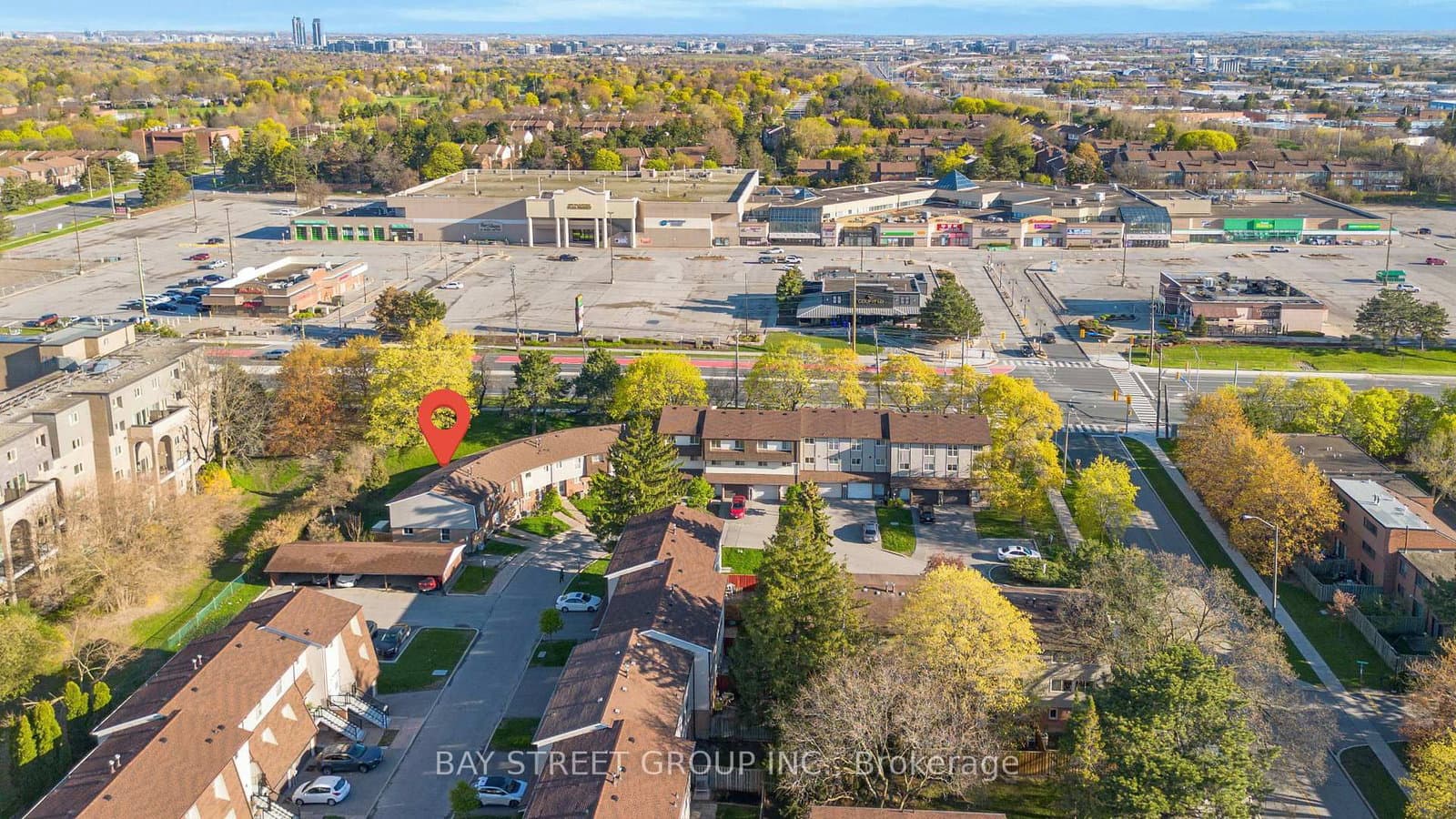 58 Yellow birchway, Toronto, ON — photo 2