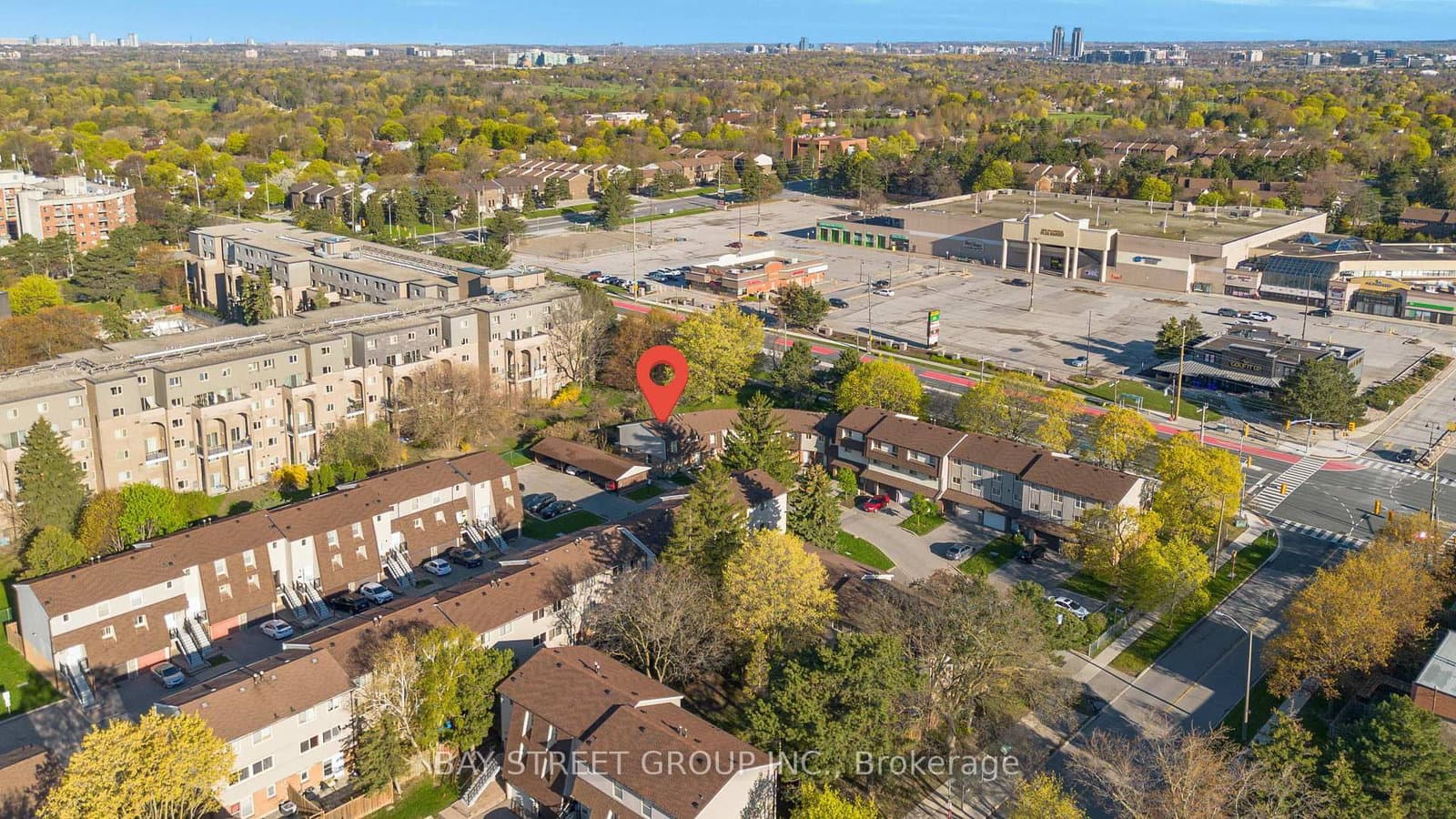 58 Yellow birchway, Toronto, ON — photo 3