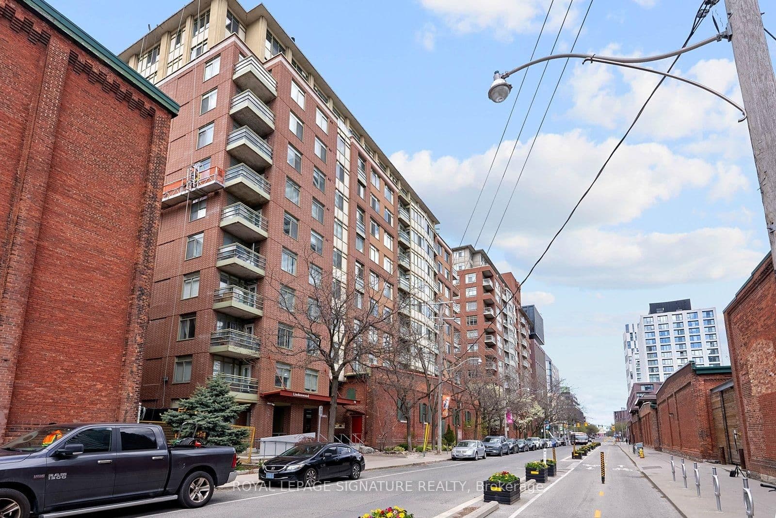 Ph13 - 70 Mill Street, Toronto, ON