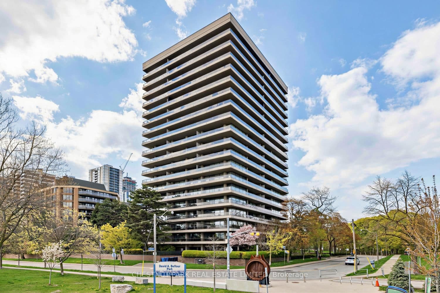 506 - 10 Avoca Avenue, Toronto, ON — photo 2
