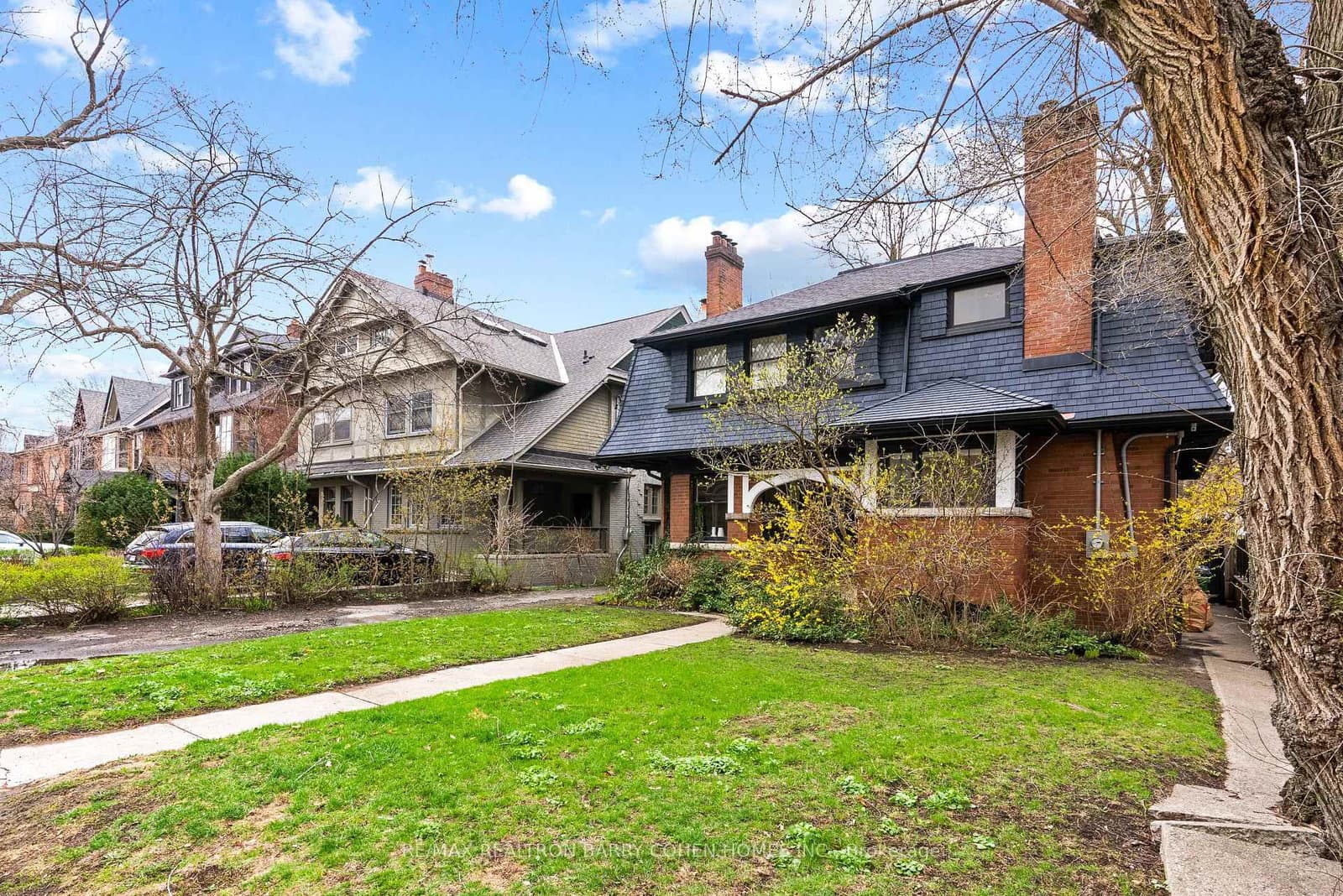 147 & 149 Farnham Avenue, Toronto, ON — photo 2