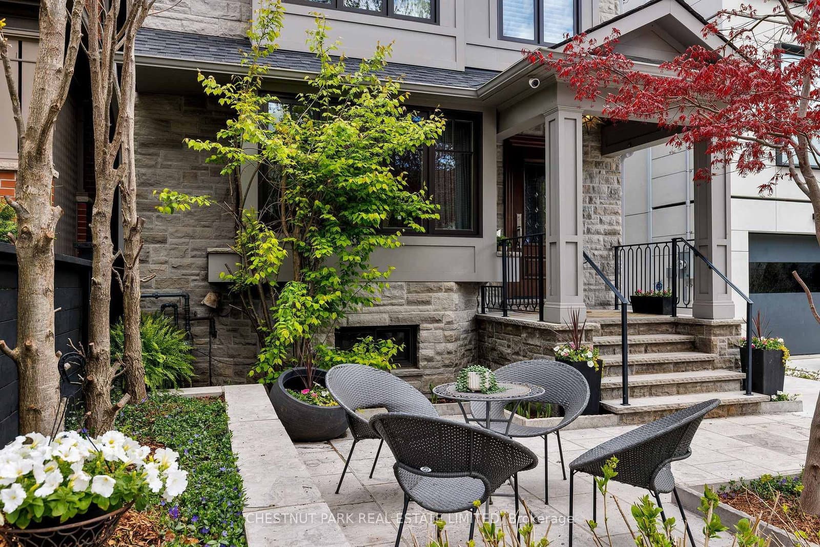 21 Cornish Road, Toronto, ON — photo 2