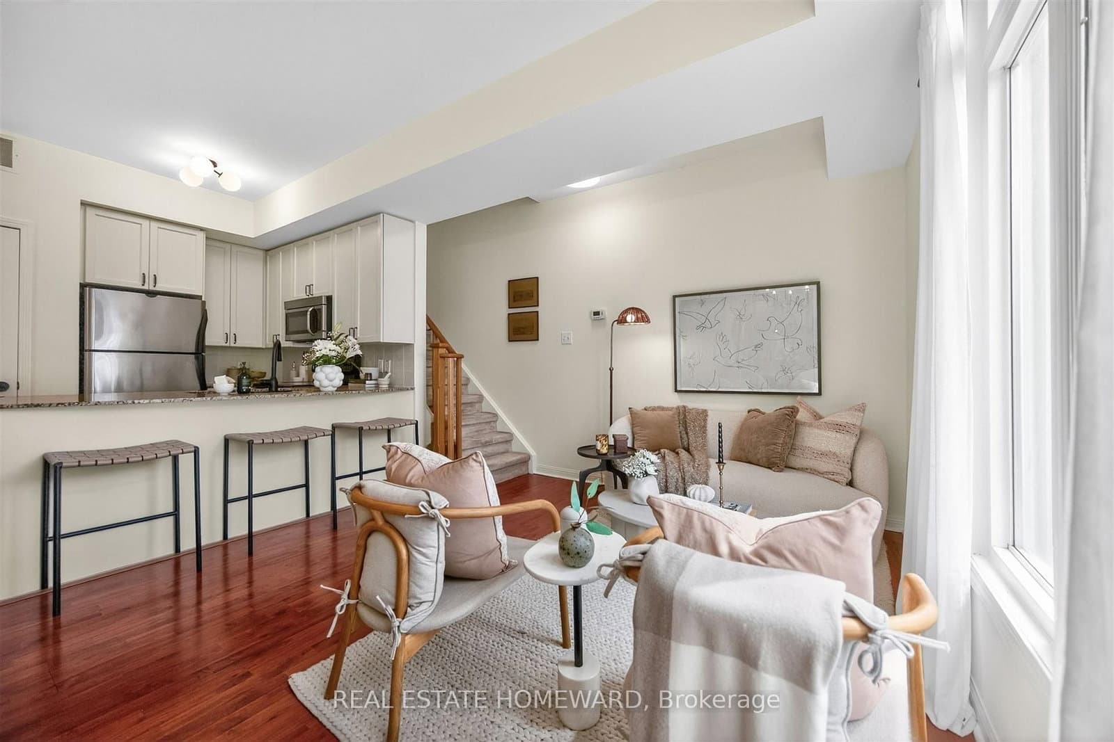 32 - 88 Carr Street, Toronto, ON — photo 3