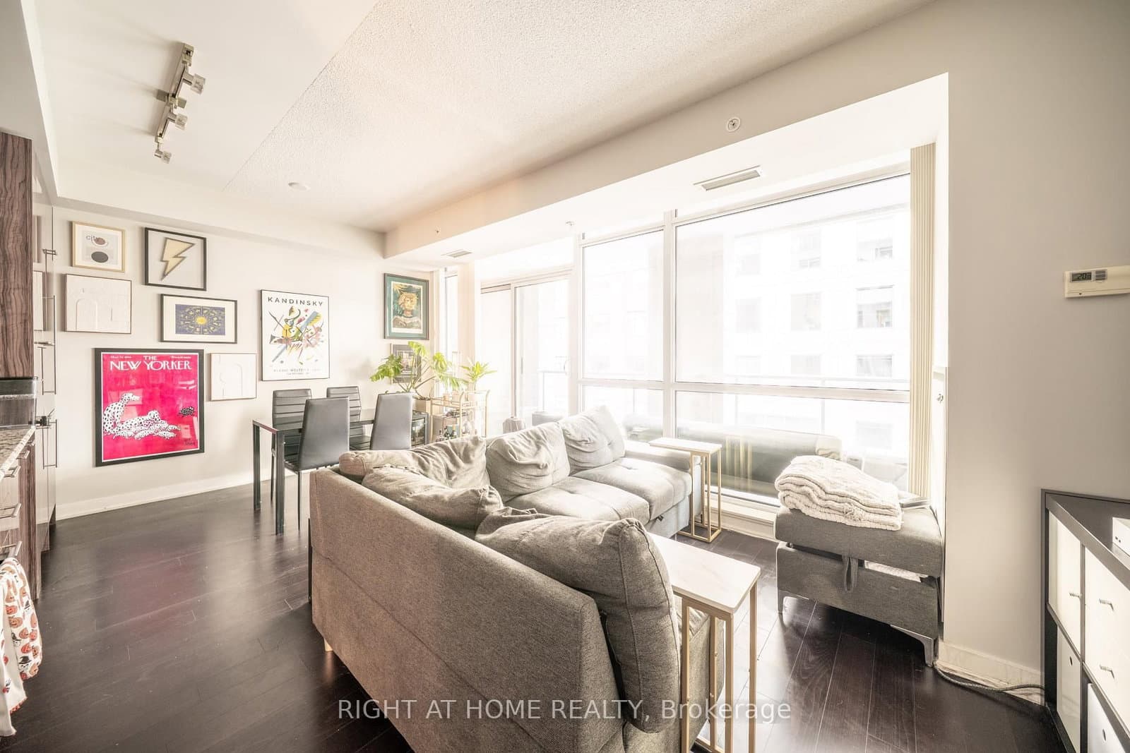 418 - 199 Richmond Street, Toronto, ON