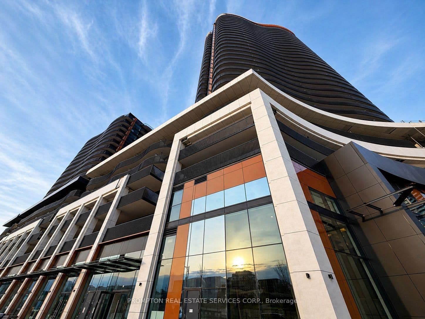 906 - 18 Esther Shiner Boulevard, Toronto, ON