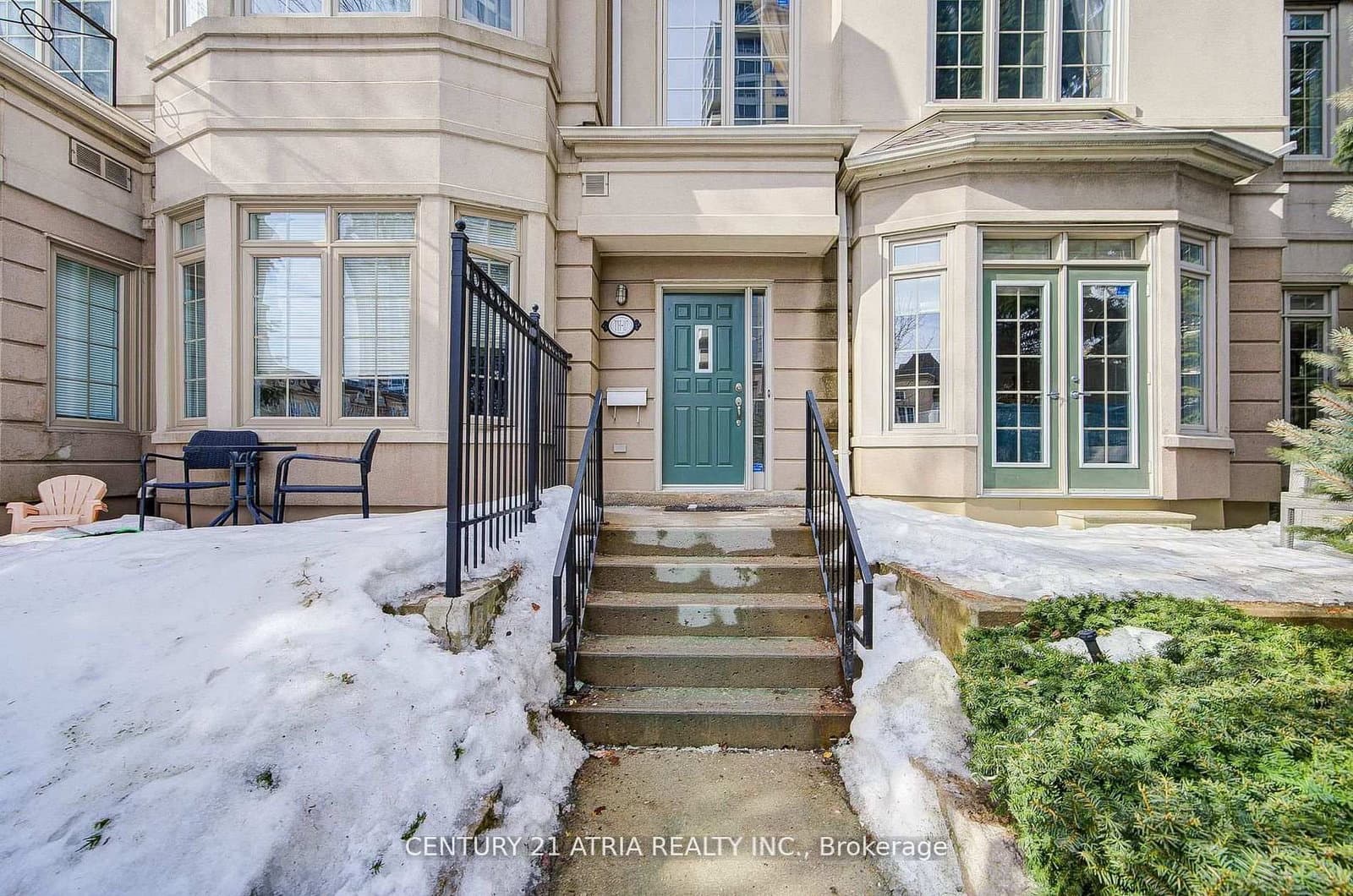 Th117 - 17 Barberry Place, Toronto, ON — photo 2