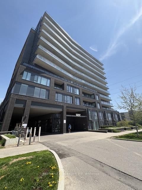 907 - 3237 Bayview Avenue, Toronto, ON