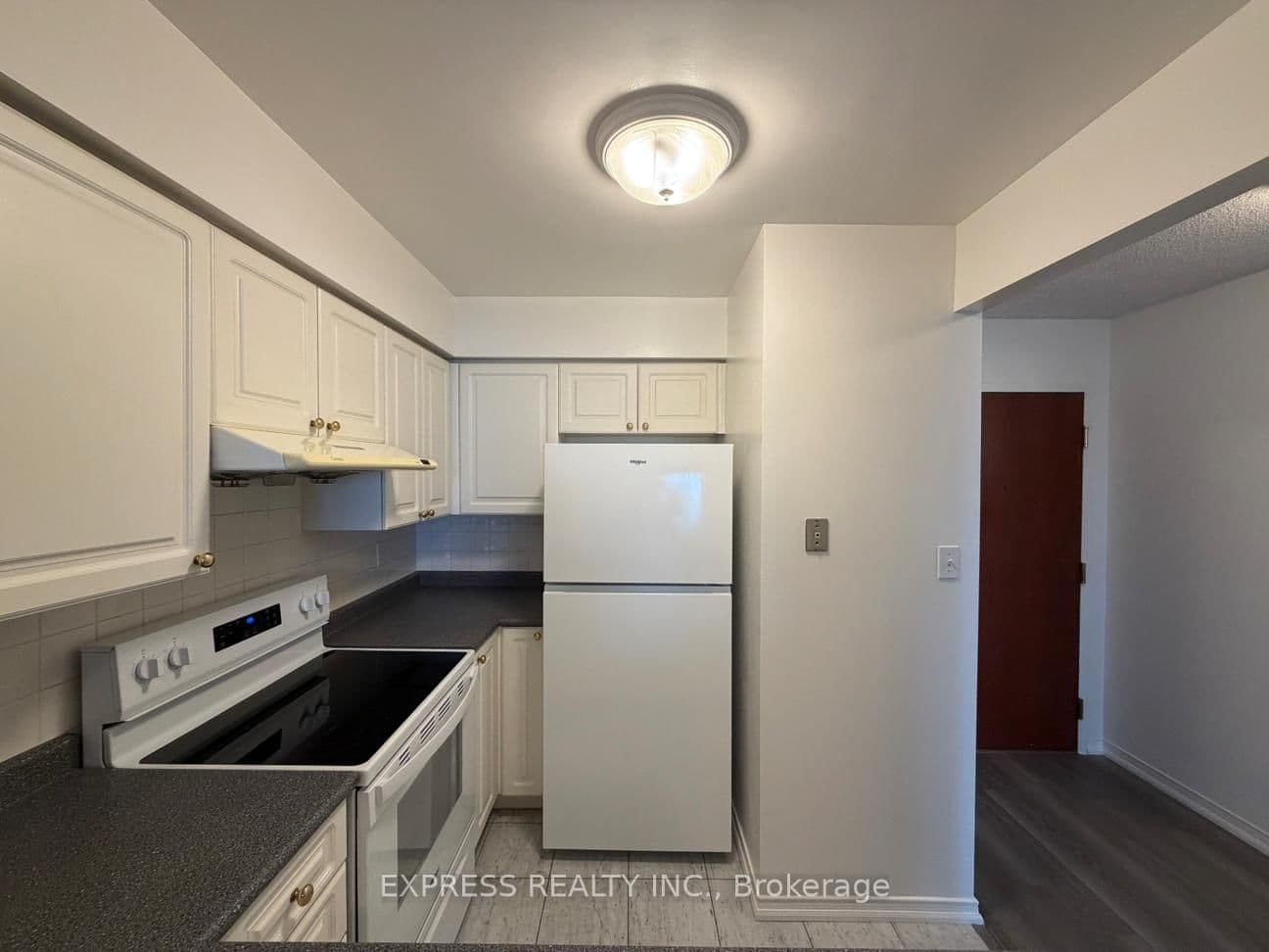 501 - 18 Hillcrest Avenue, Toronto, ON — photo 3