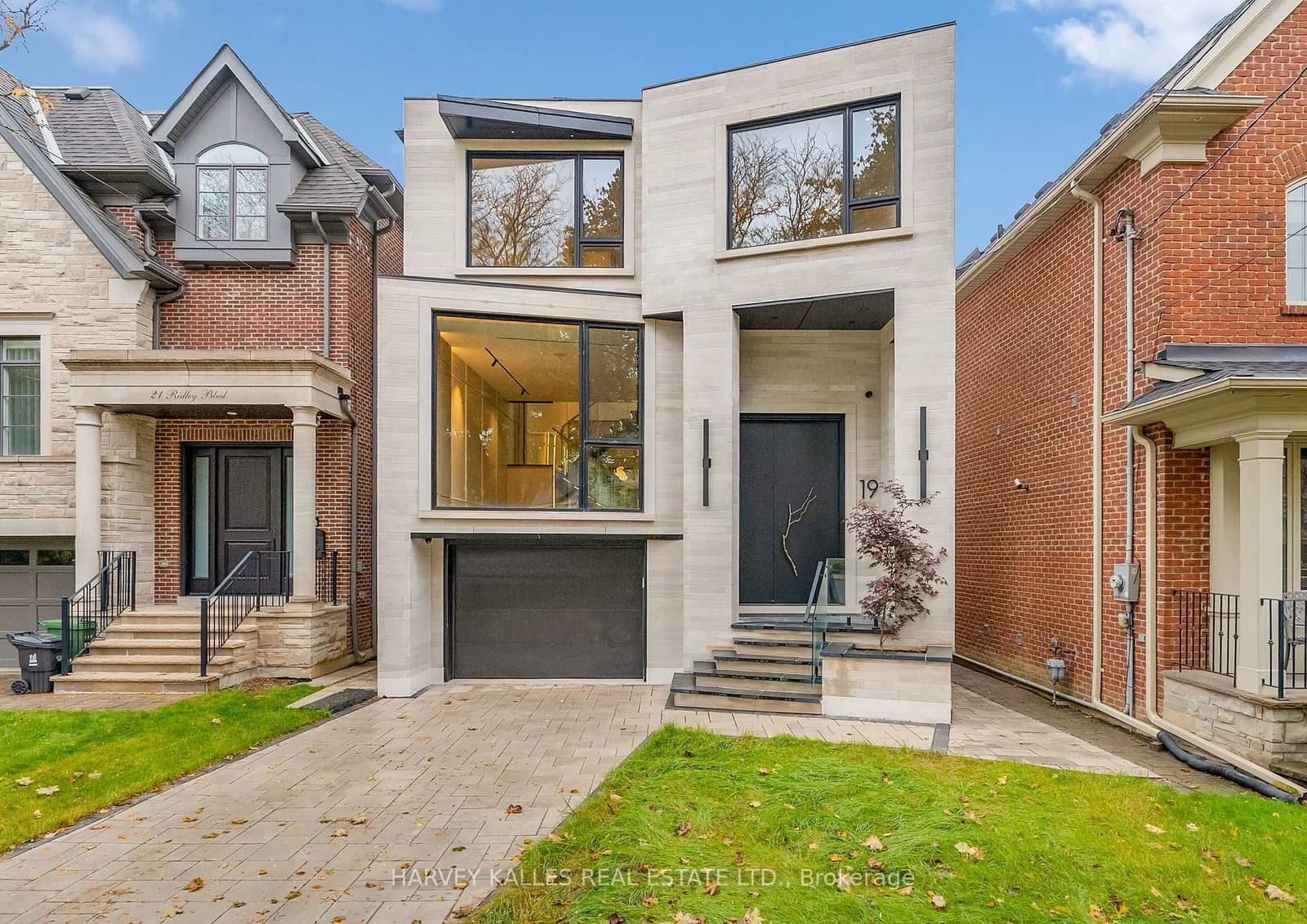 19 Ridley Boulevard, Toronto, ON