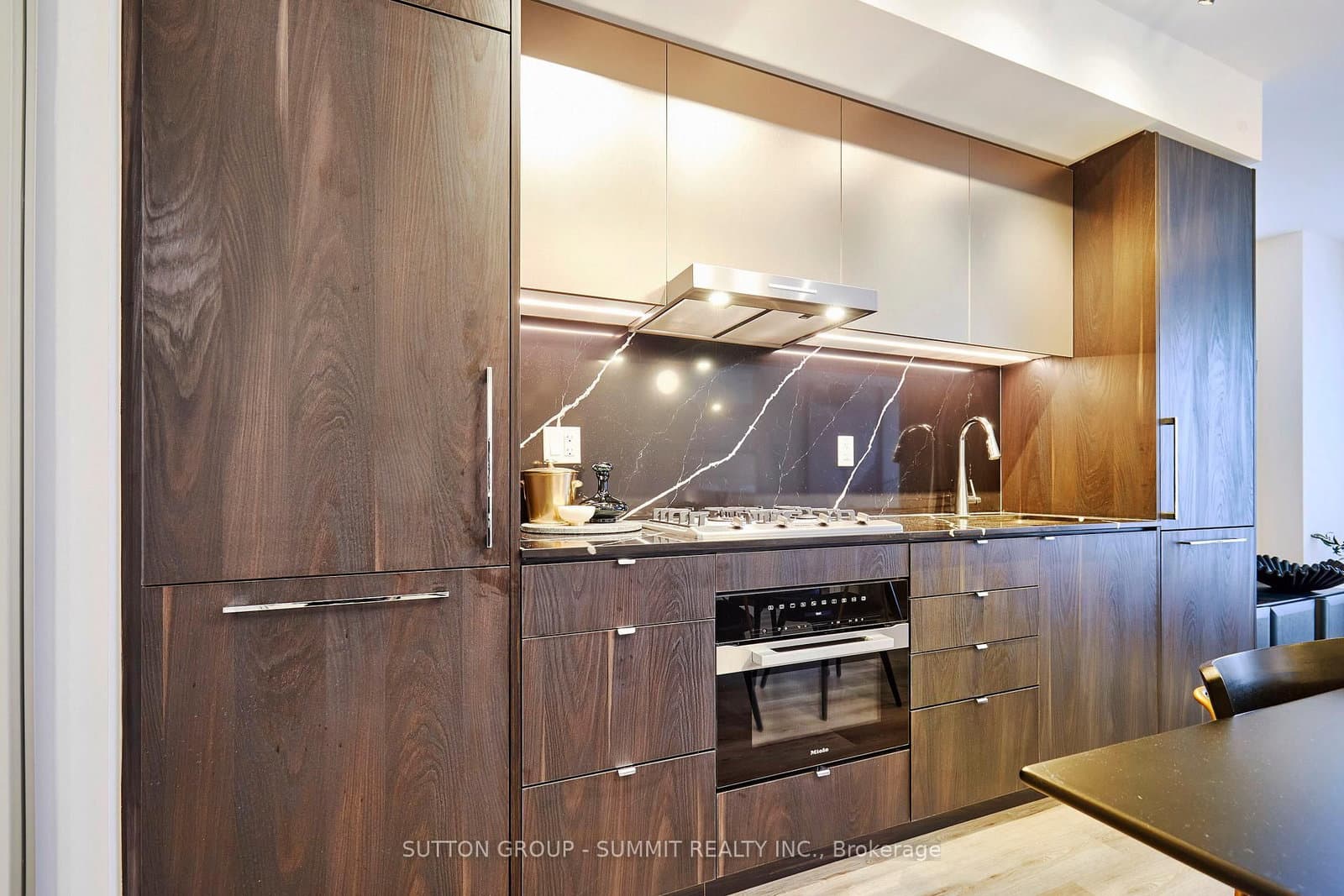 2501 - 771 YONGE Street, Toronto, ON — photo 2