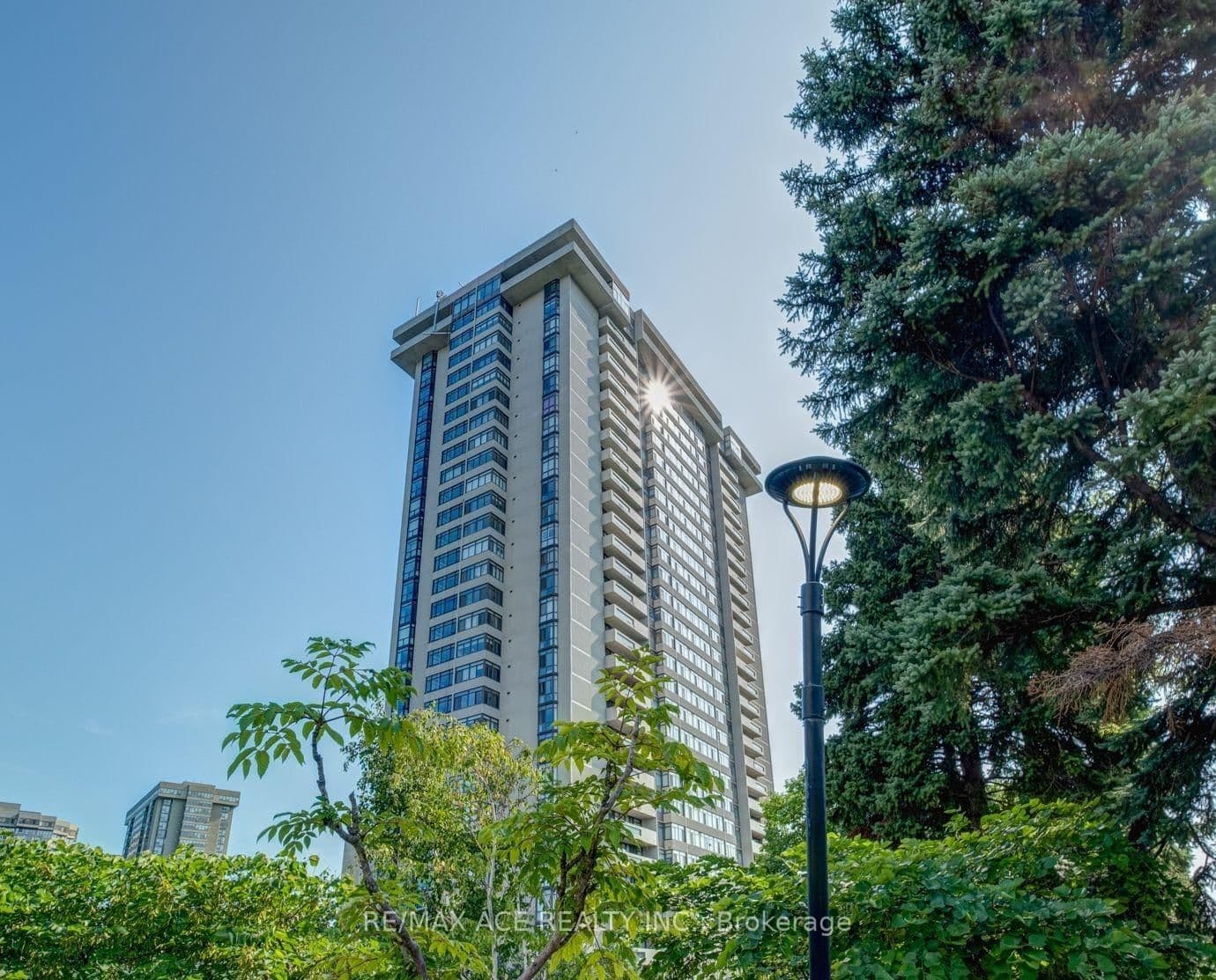 1609 - 1555 Finch Avenue, Toronto, ON