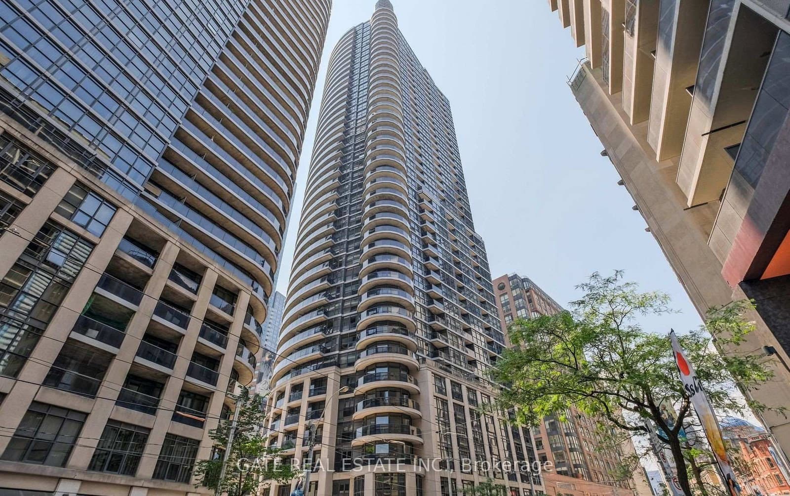 1705 - 21 Carlton Street, Toronto, ON