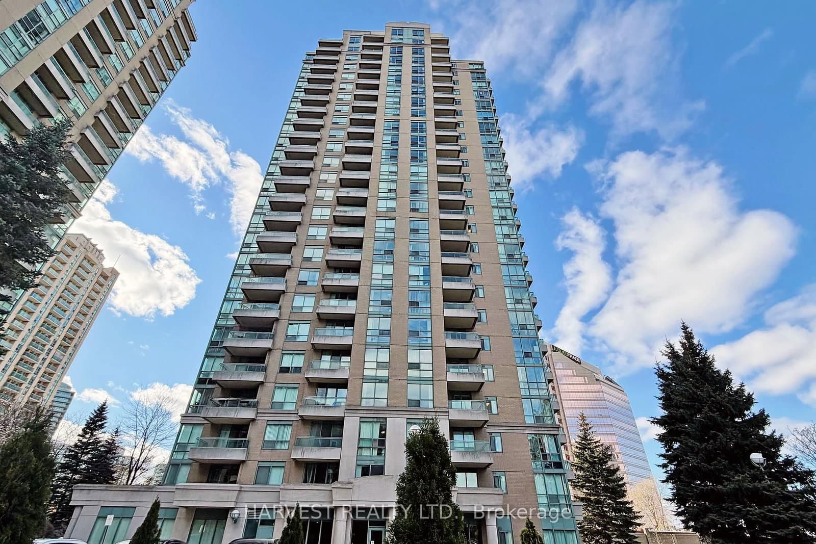 908 - 1 Pemberton Avenue, Toronto, ON