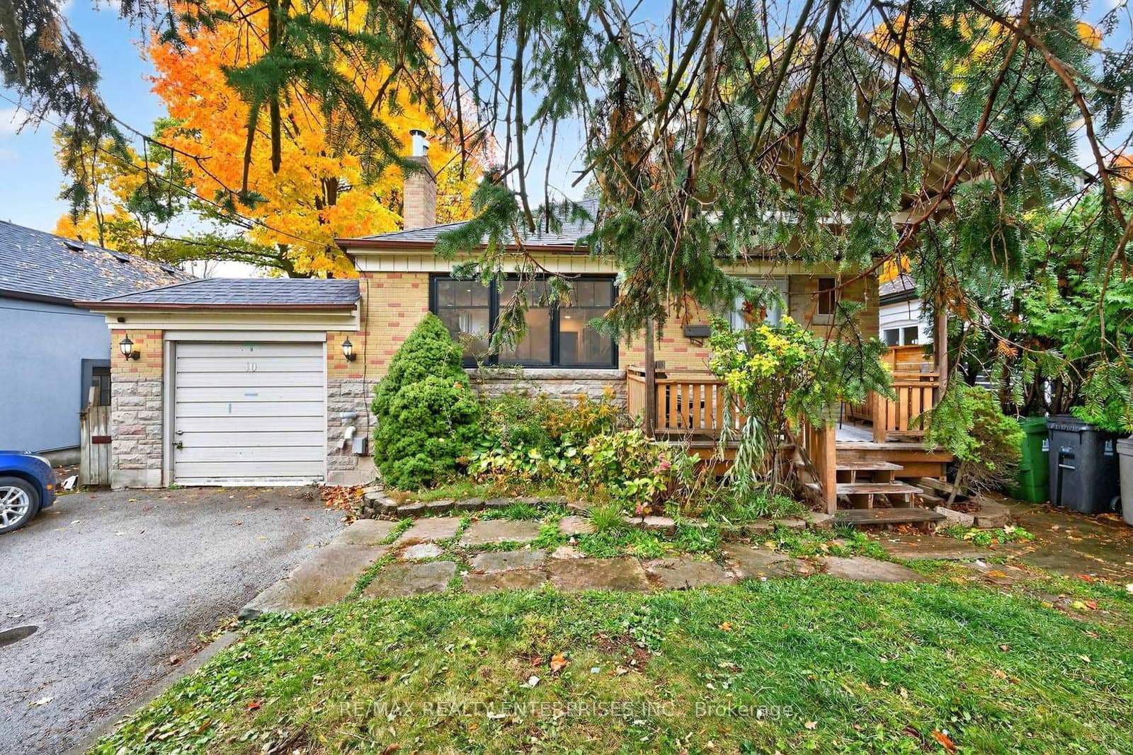 10 Colonial Avenue, Toronto, ON