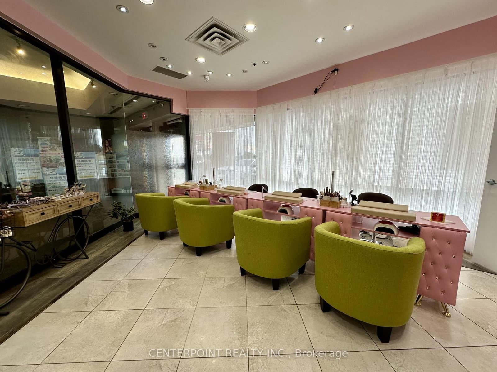 16 - 19 Milliken Boulevard, Toronto, ON — photo 3