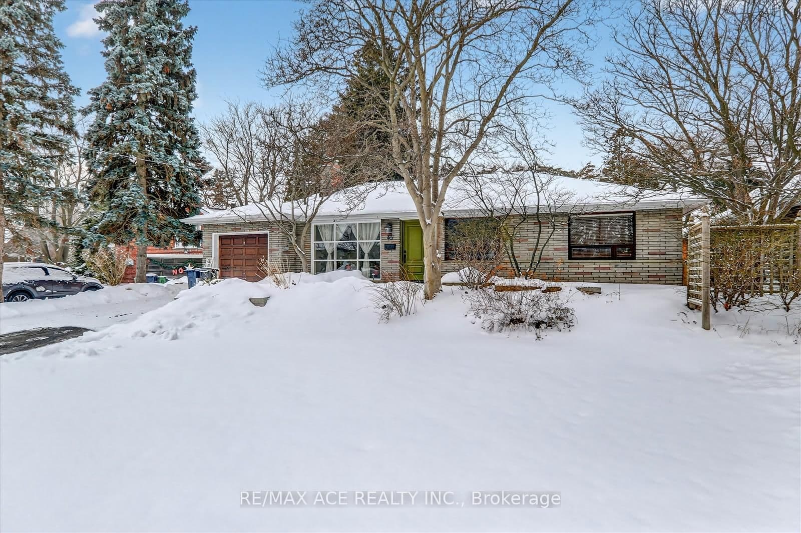 40 Brinloor Boulevard, Toronto, ON — photo 3