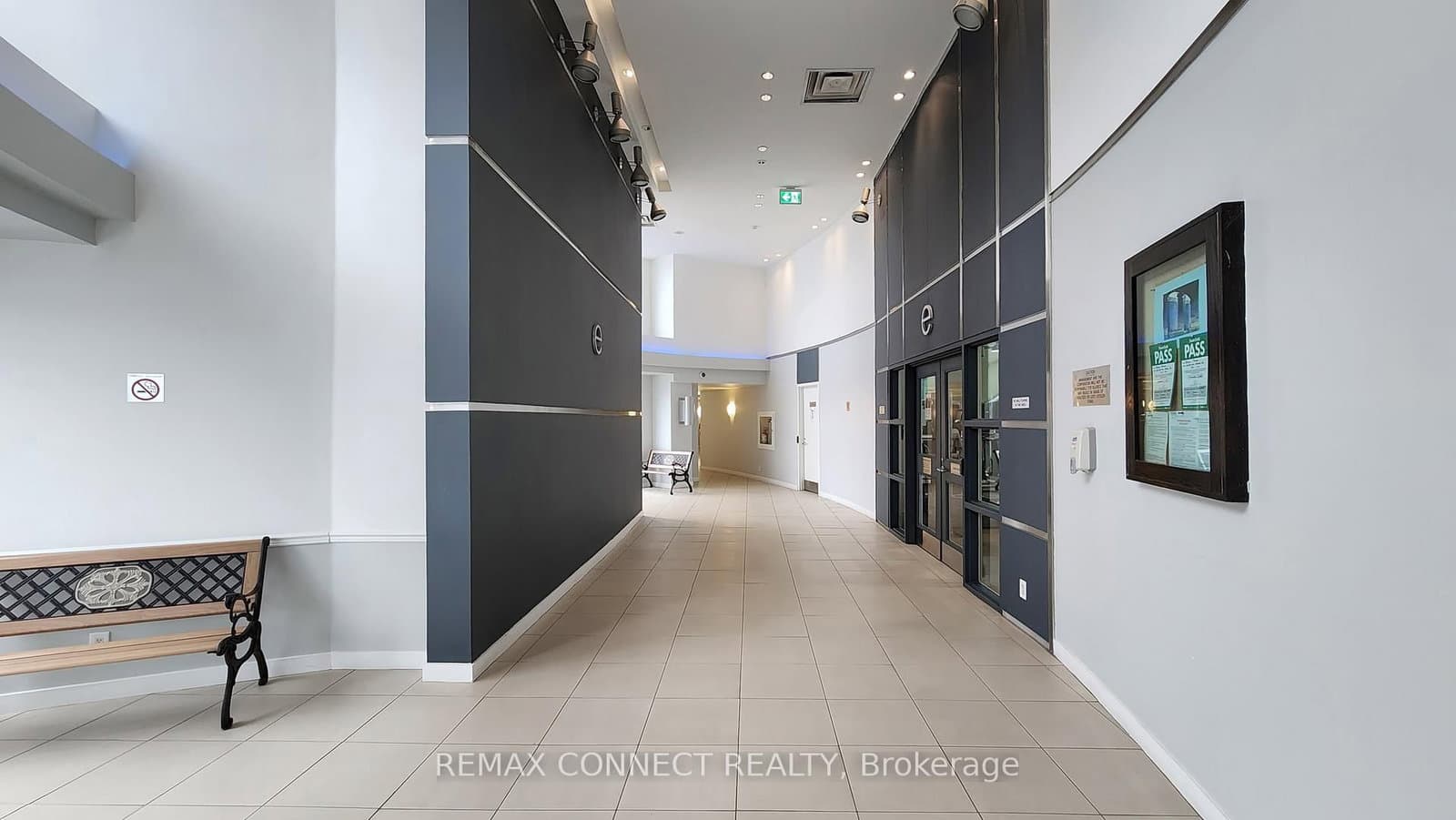 3111 - 36 Lee Centre Drive, Toronto, ON — photo 3