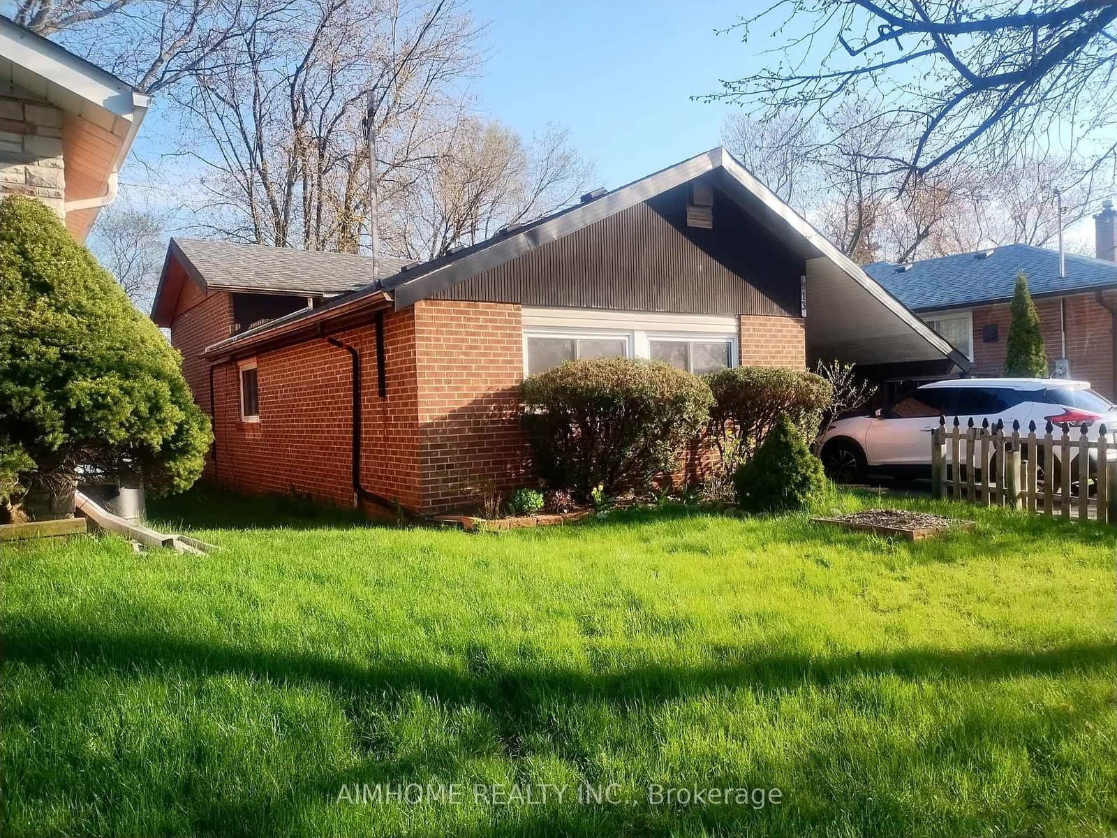 913 Brimorton Drive, Toronto, ON — photo 2