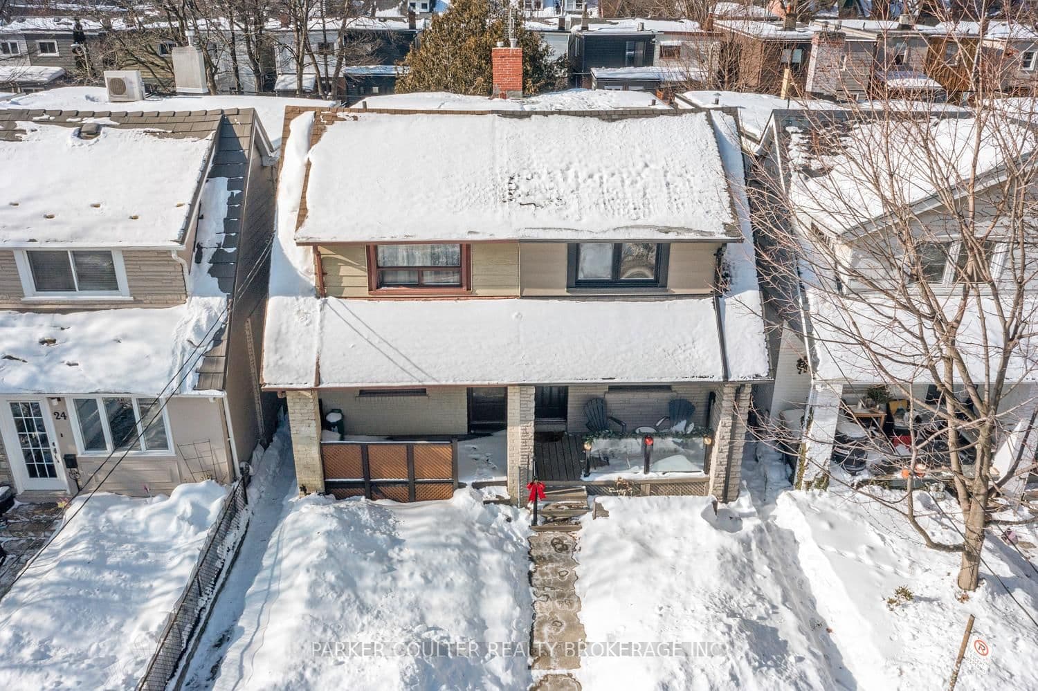26 Larchmount Avenue, Toronto, ON