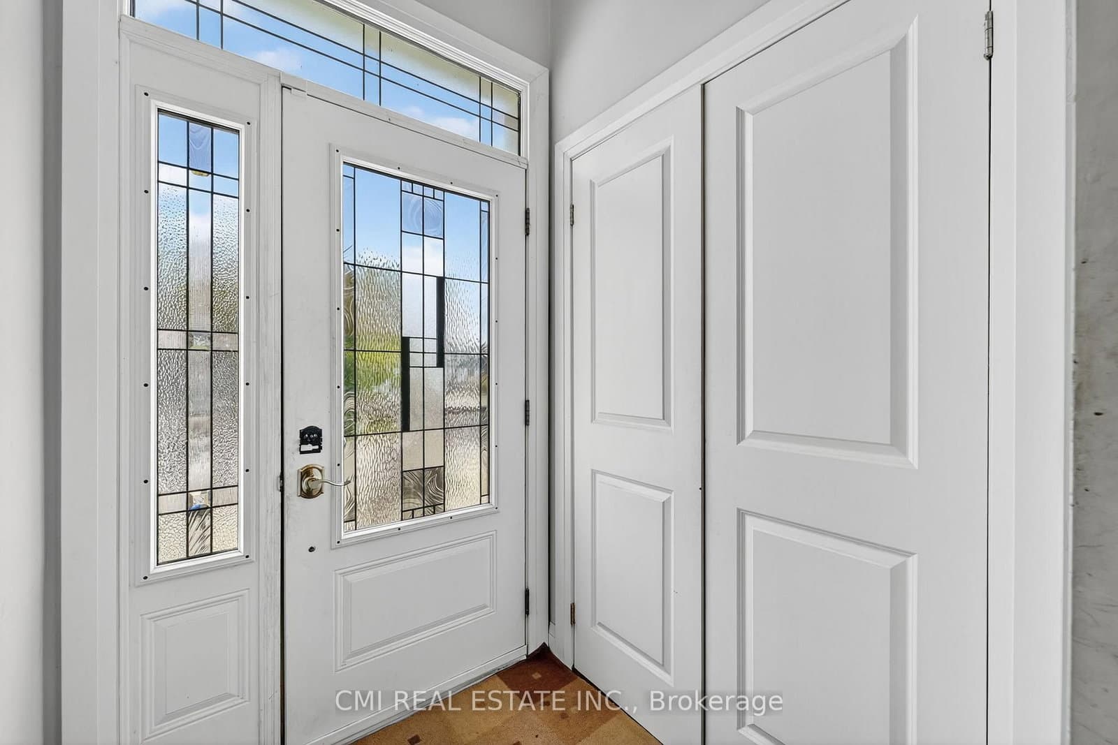 22 Jeavons Avenue, Toronto, ON — photo 3