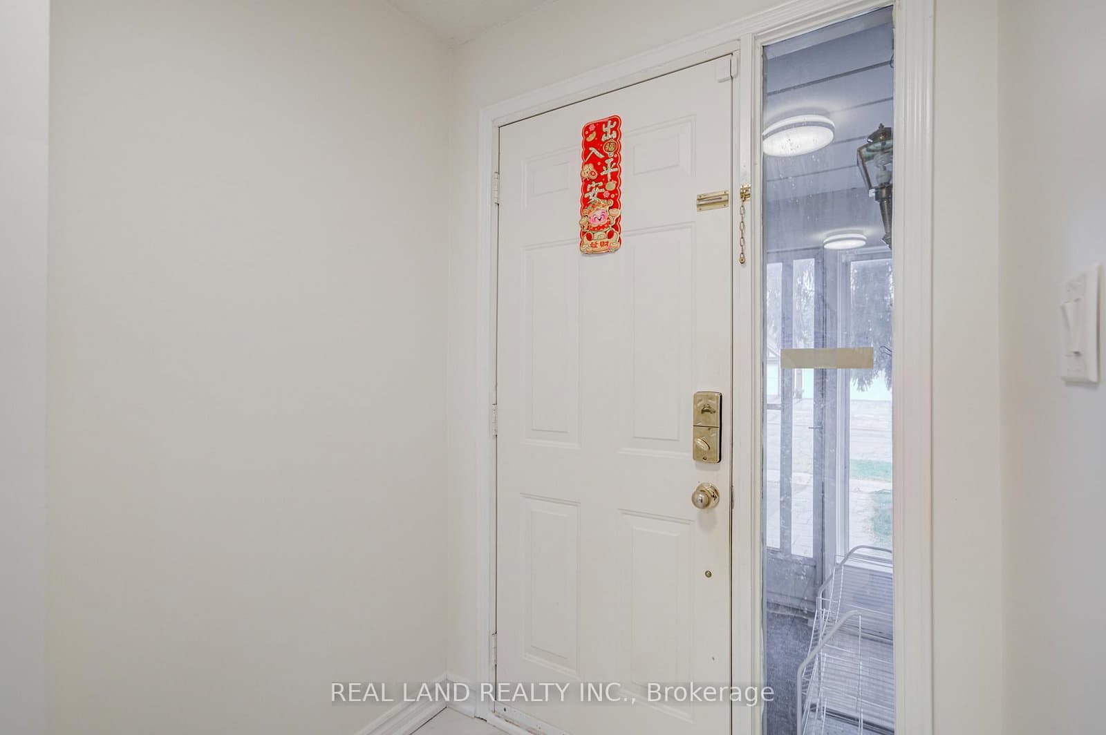 46 Wintermute Boulevard, Toronto, ON — photo 2