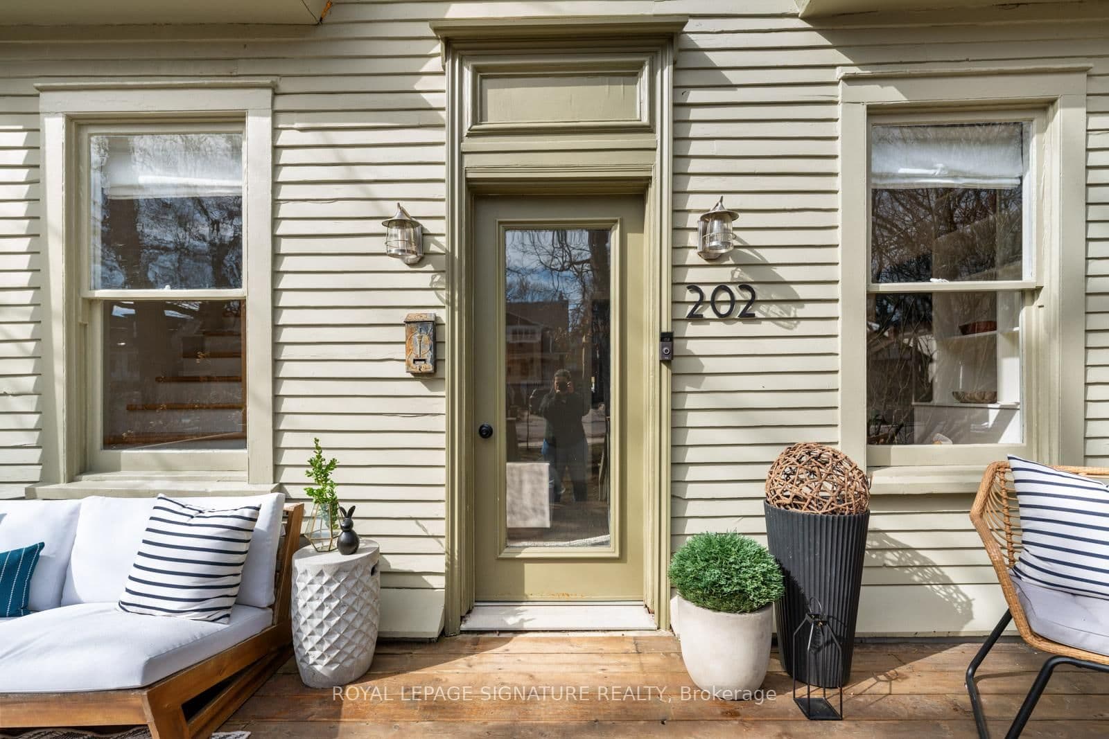 202 Silver Birch Avenue, Toronto, ON — photo 3