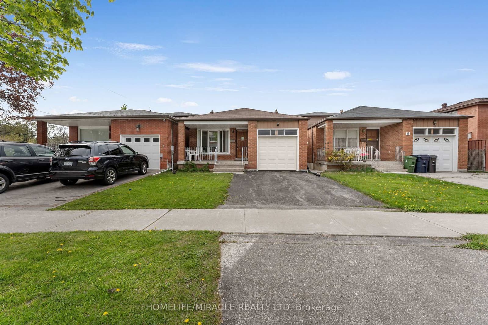 4 Greendowns Drive, Toronto, ON